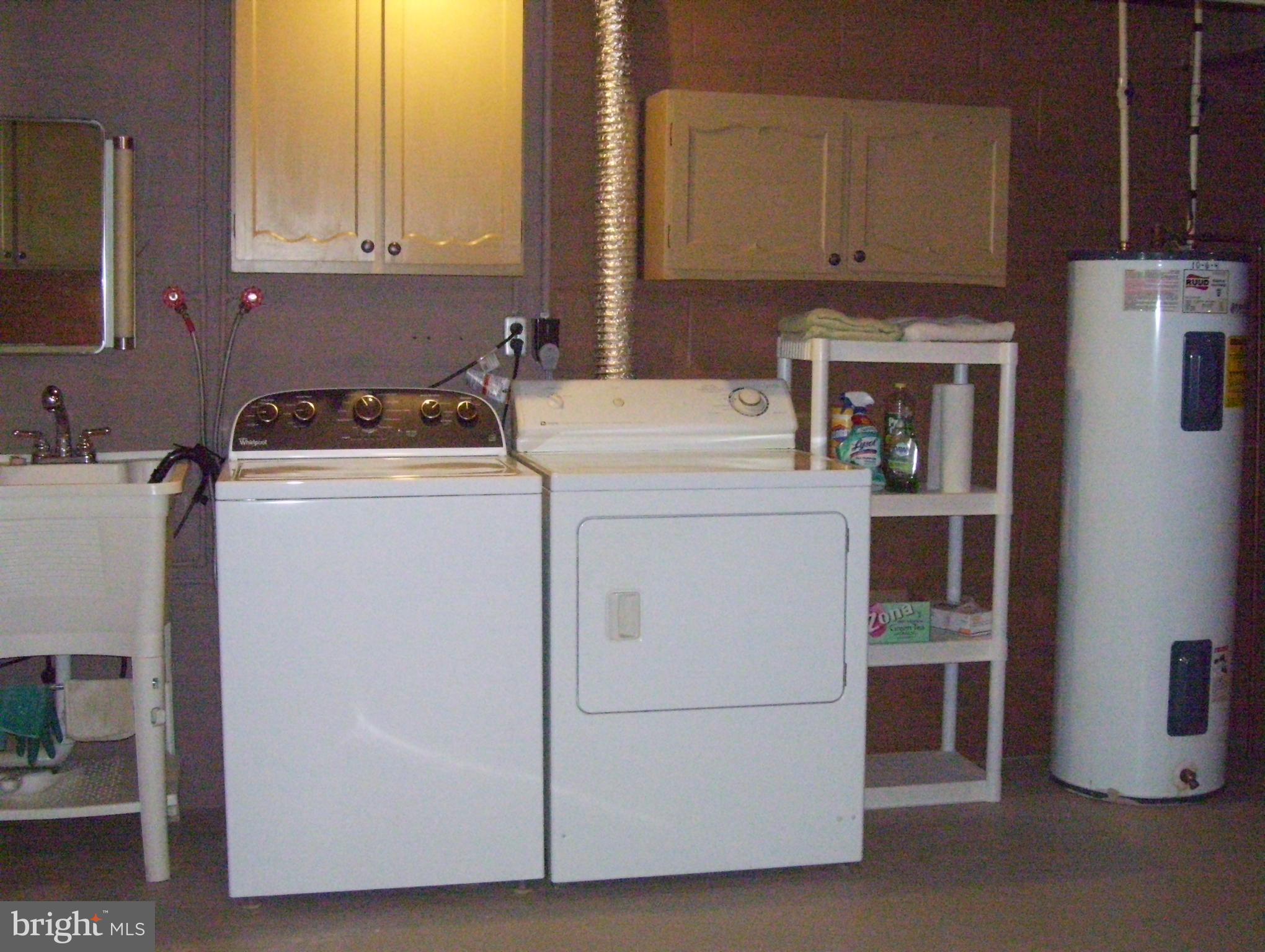 GLADE VILLAGE - Residential Lease