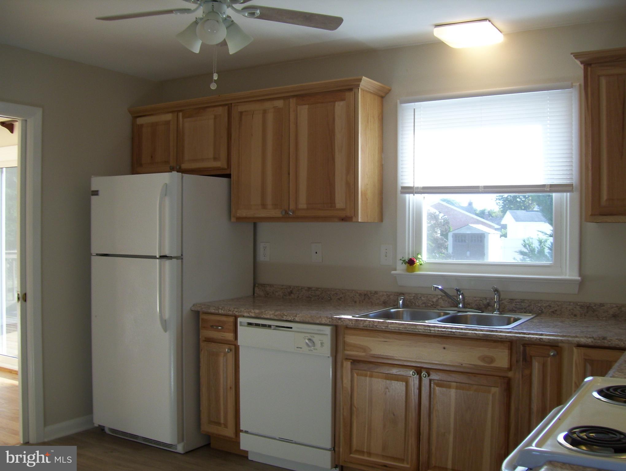 GLADE VILLAGE - Residential Lease