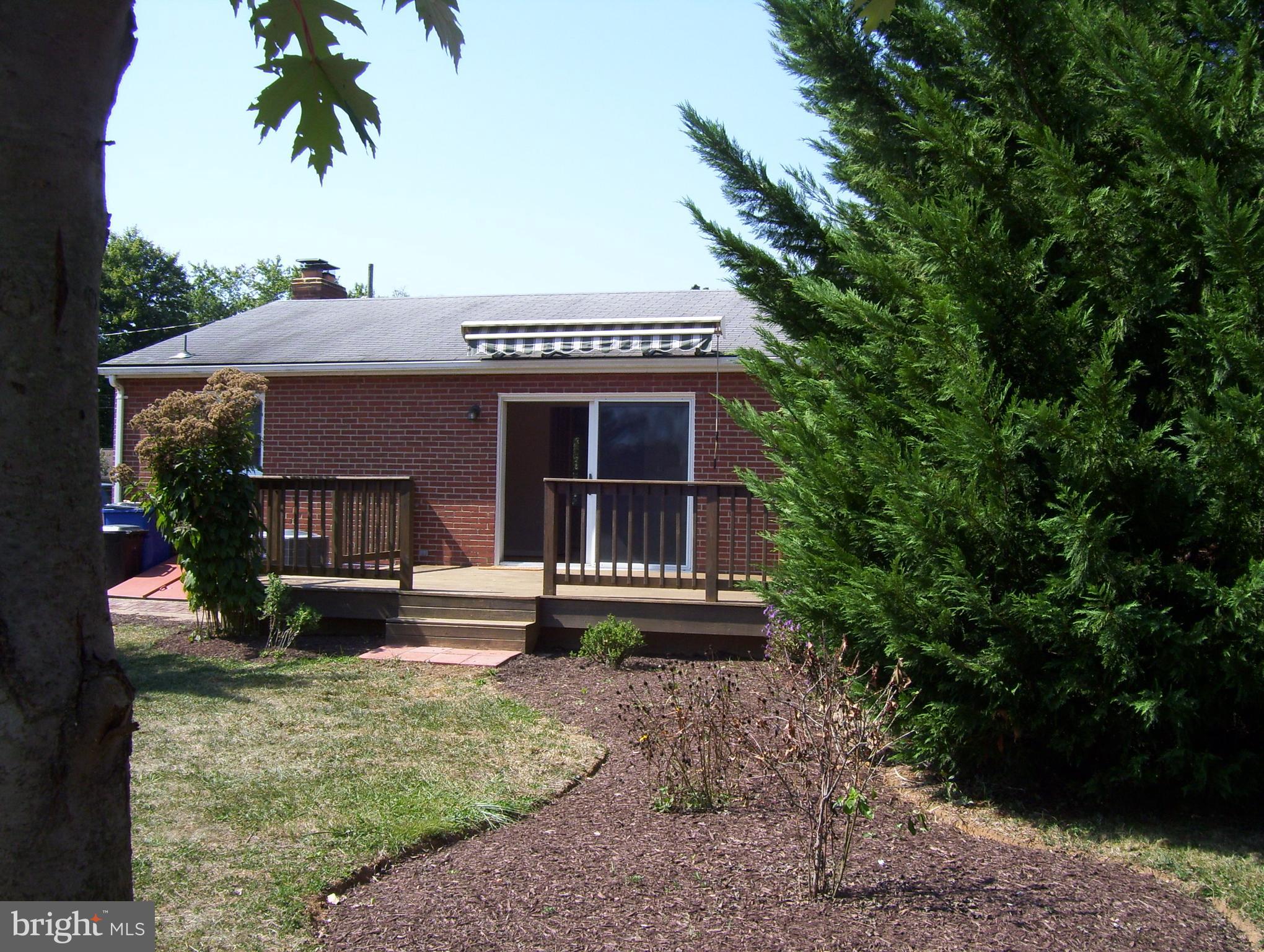 GLADE VILLAGE - Residential Lease