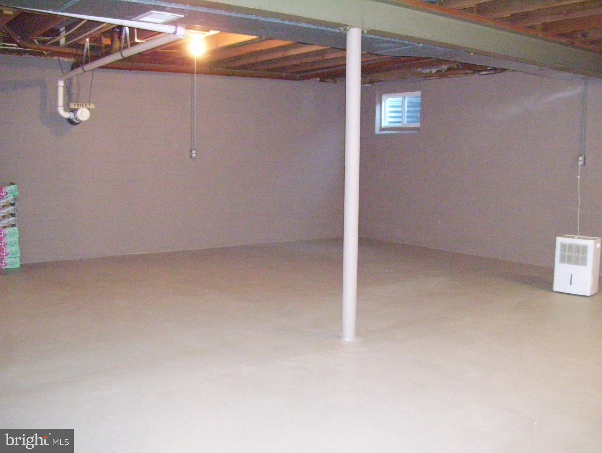 GLADE VILLAGE - Residential Lease