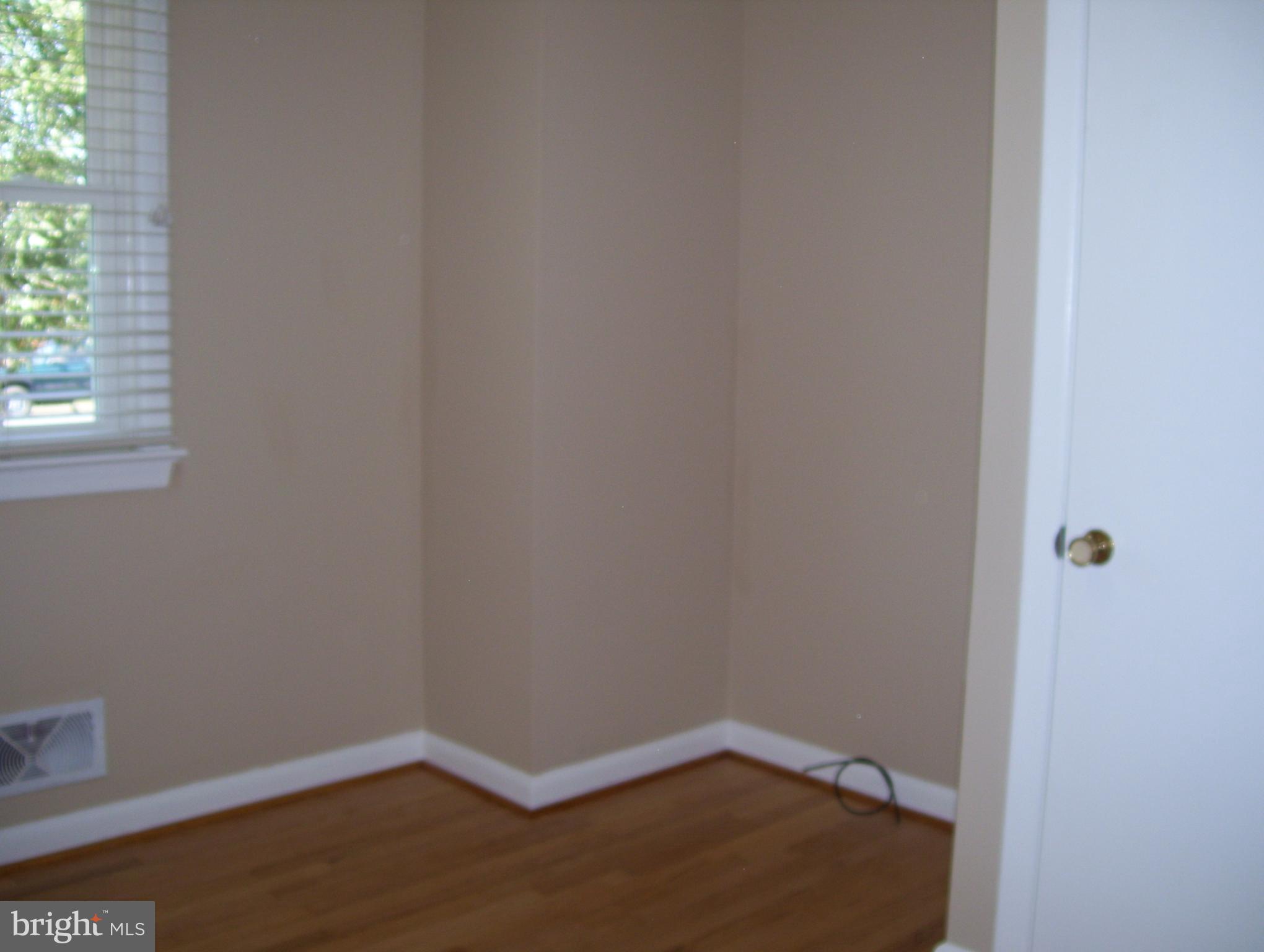 GLADE VILLAGE - Residential Lease