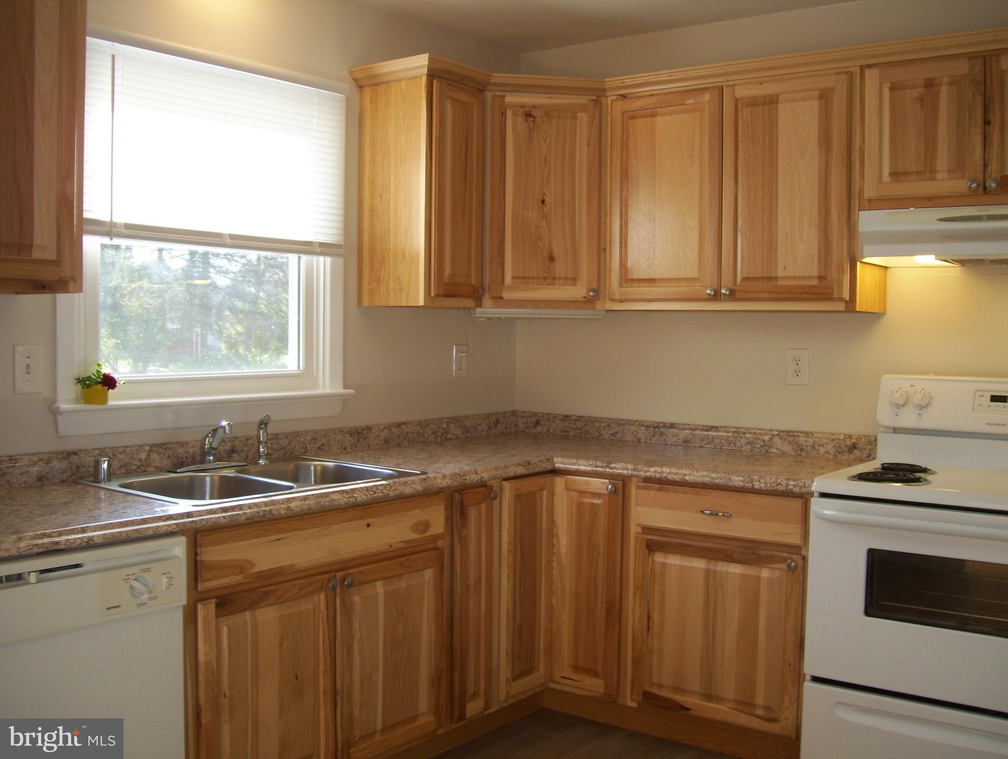 GLADE VILLAGE - Residential Lease