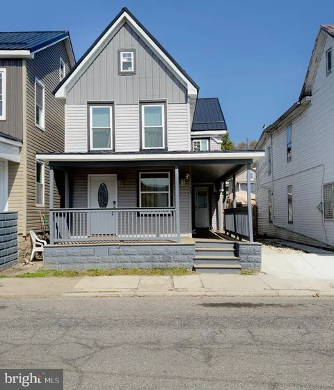 MLS: PAMF2052966