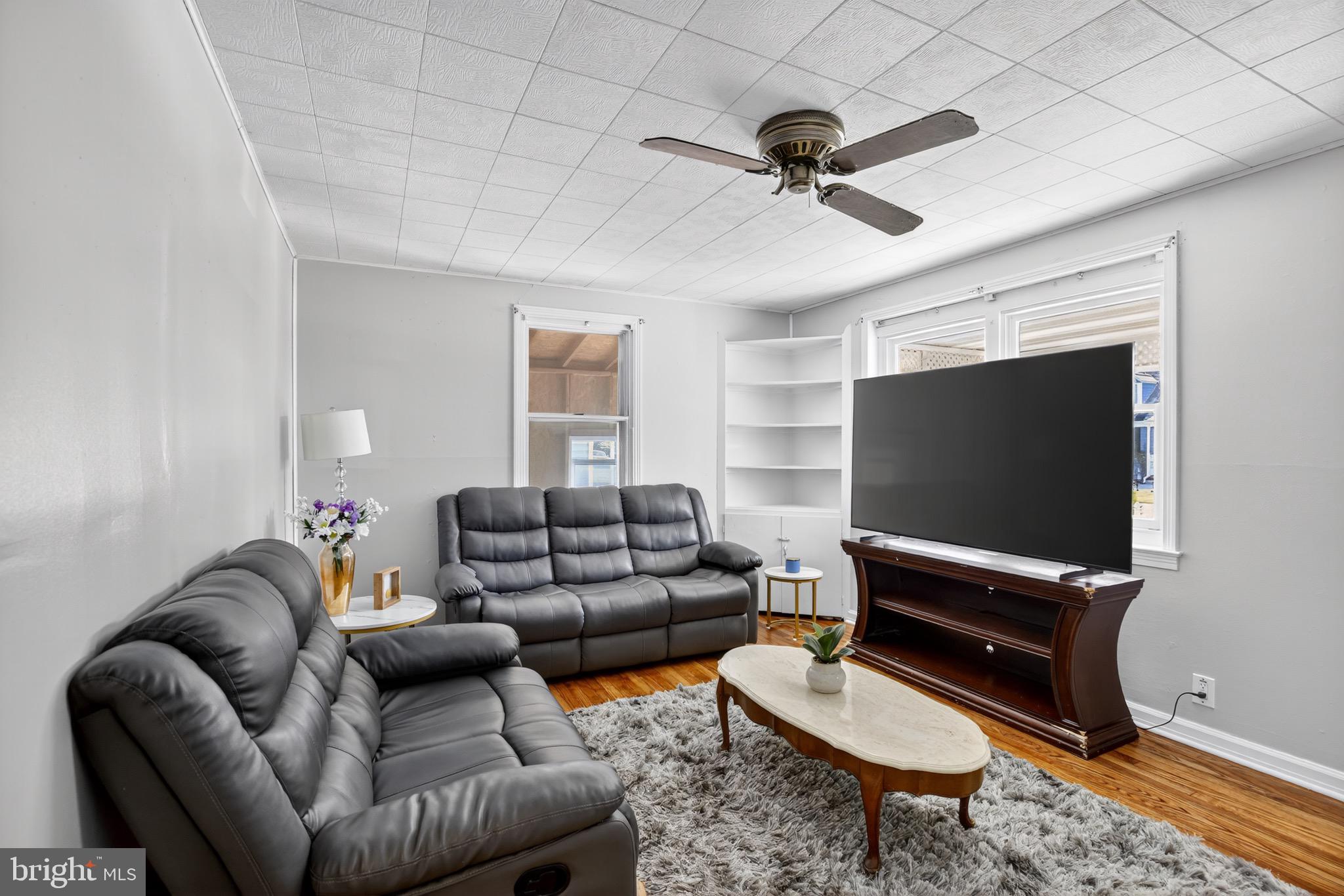 3409 YARDLEY DRIVE