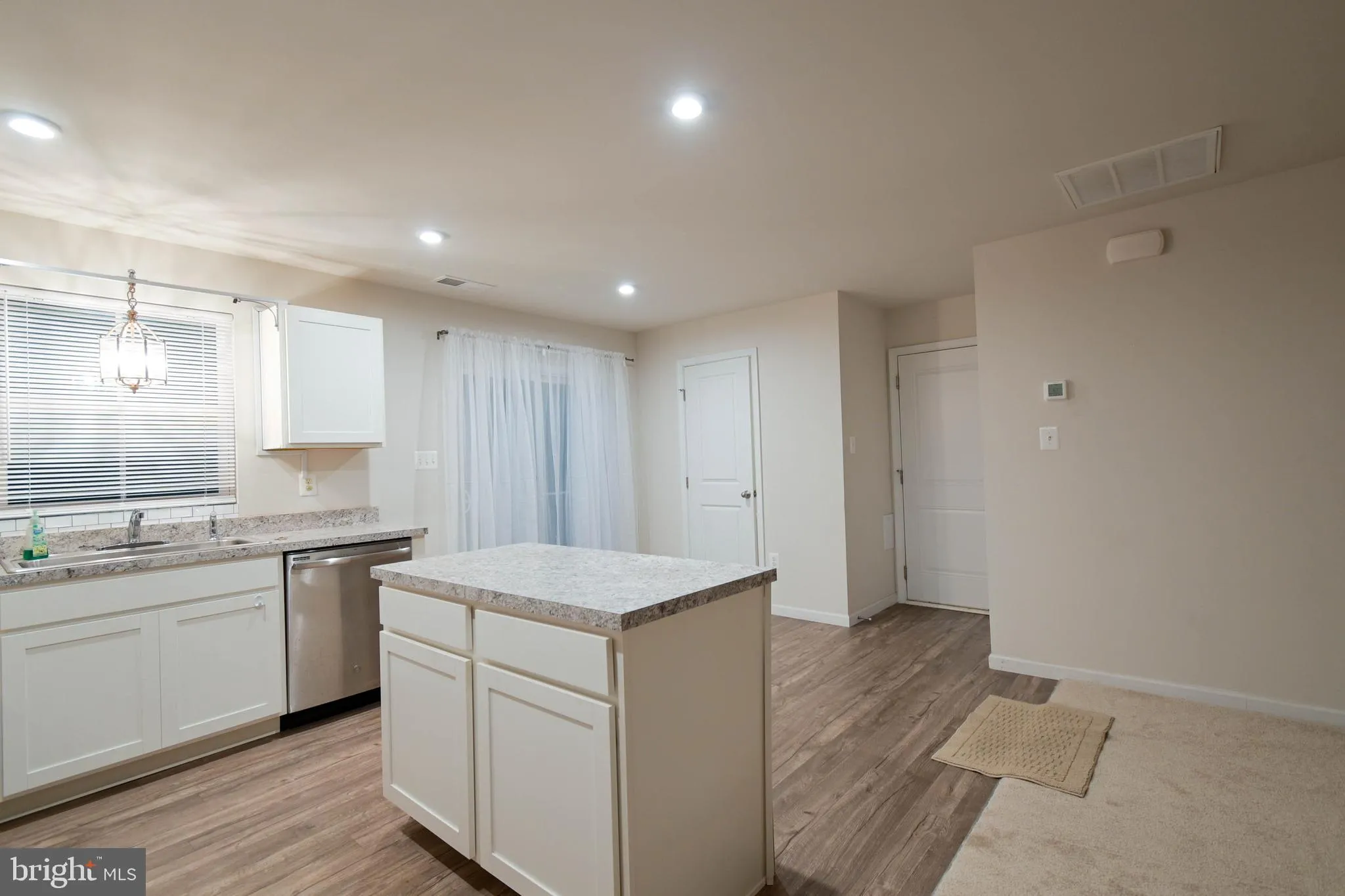 Martinsburg, West Virginia 25403, United States, 3 Bedrooms Bedrooms, ,3 BathroomsBathrooms,Residential,Contingent,35950