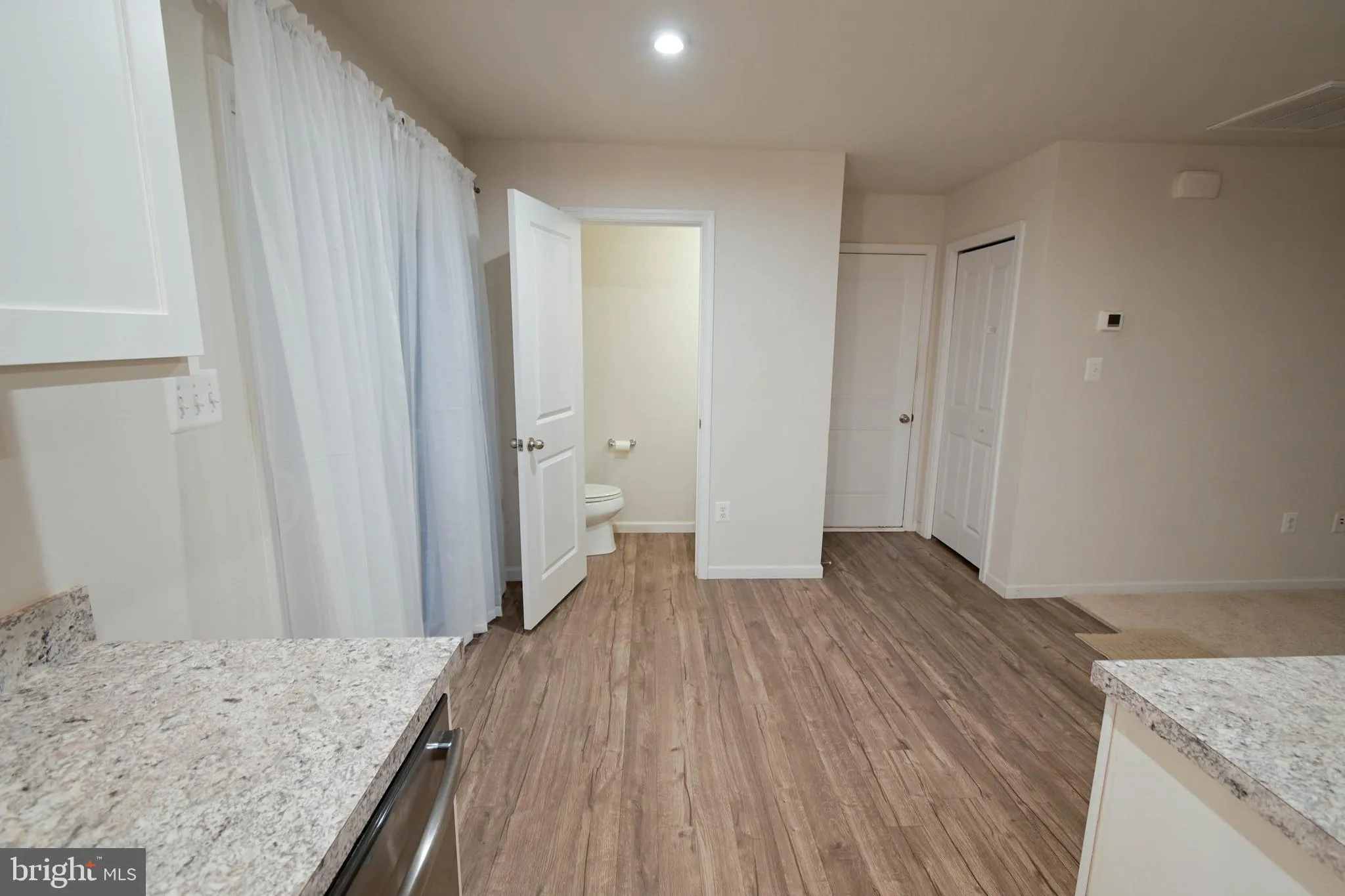 Martinsburg, West Virginia 25403, United States, 3 Bedrooms Bedrooms, ,3 BathroomsBathrooms,Residential,Contingent,35950