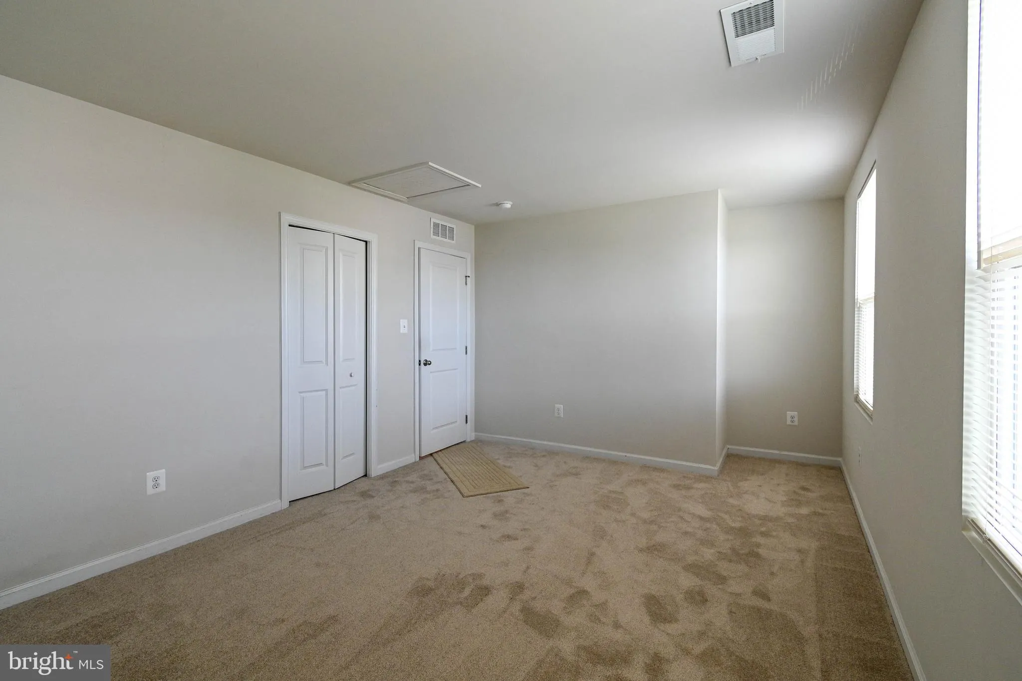 Martinsburg, West Virginia 25403, United States, 3 Bedrooms Bedrooms, ,3 BathroomsBathrooms,Residential,Contingent,35950