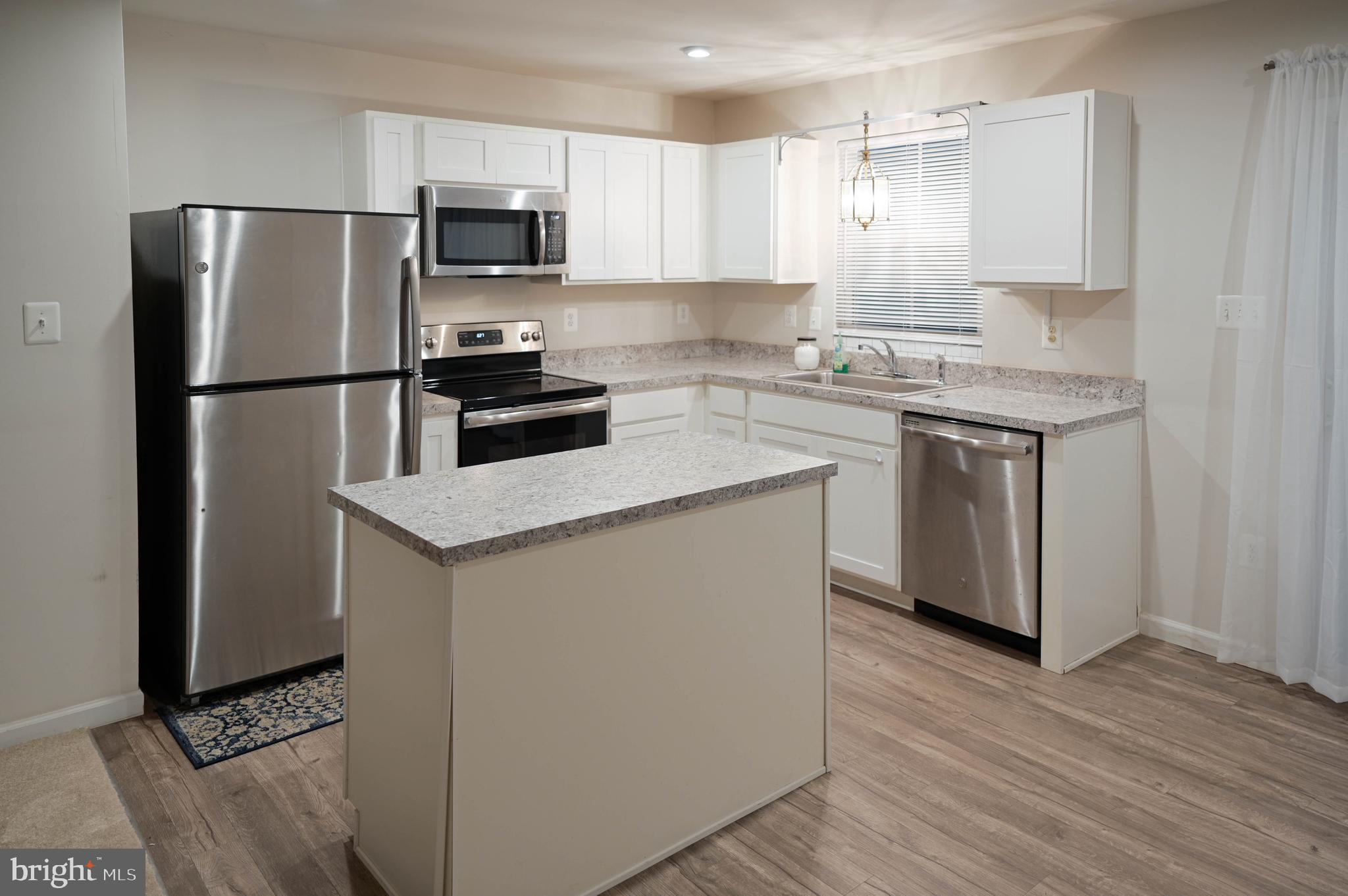 STONECREST - Residential