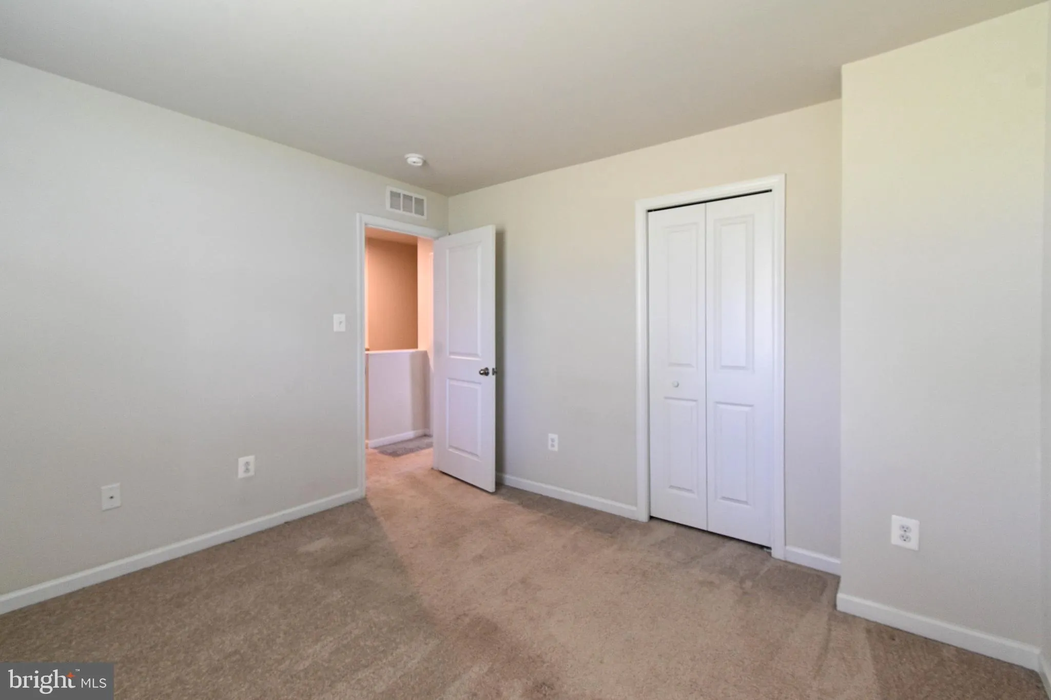 Martinsburg, West Virginia 25403, United States, 3 Bedrooms Bedrooms, ,3 BathroomsBathrooms,Residential,Contingent,35950