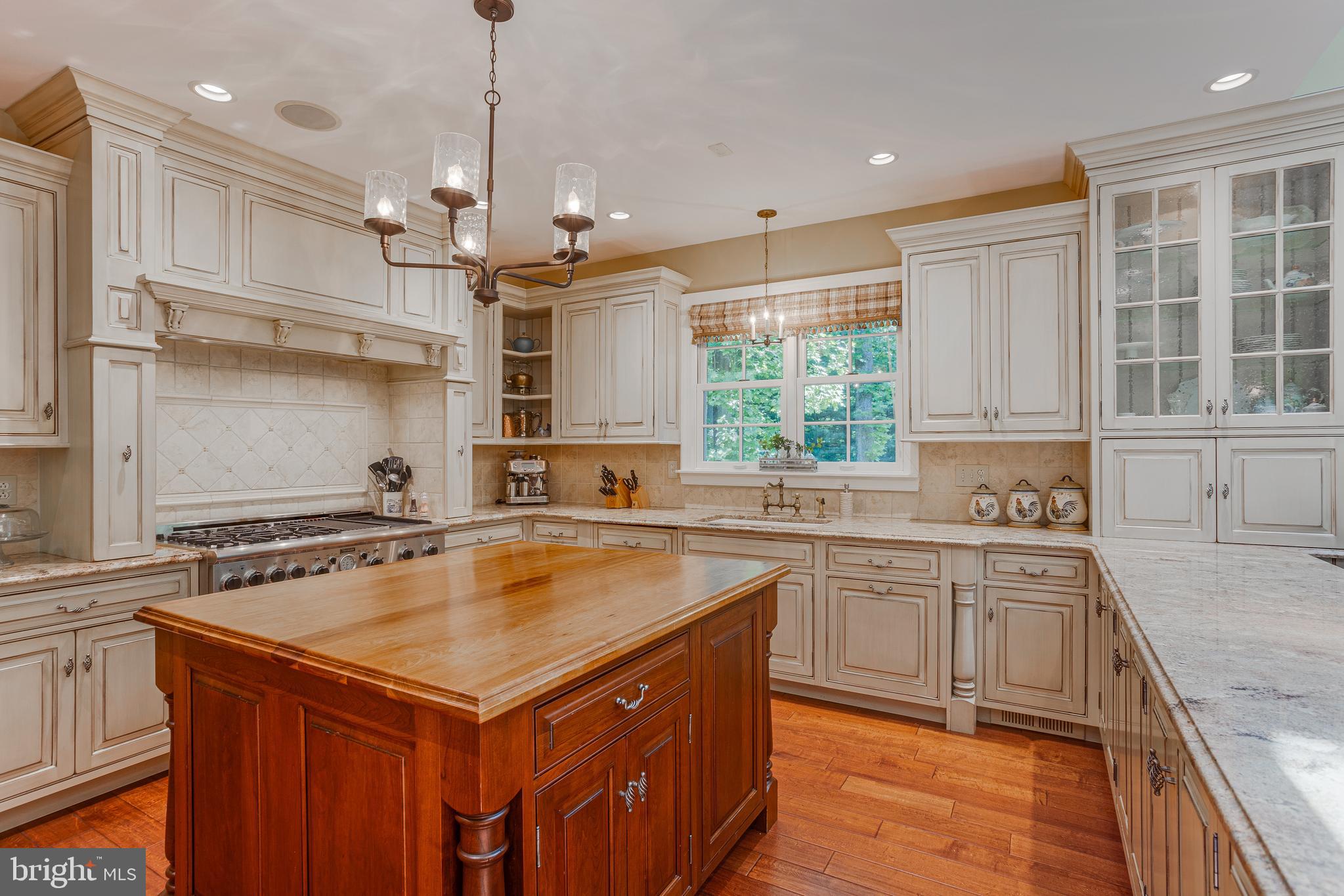 SPRINGTON CHASE - Residential