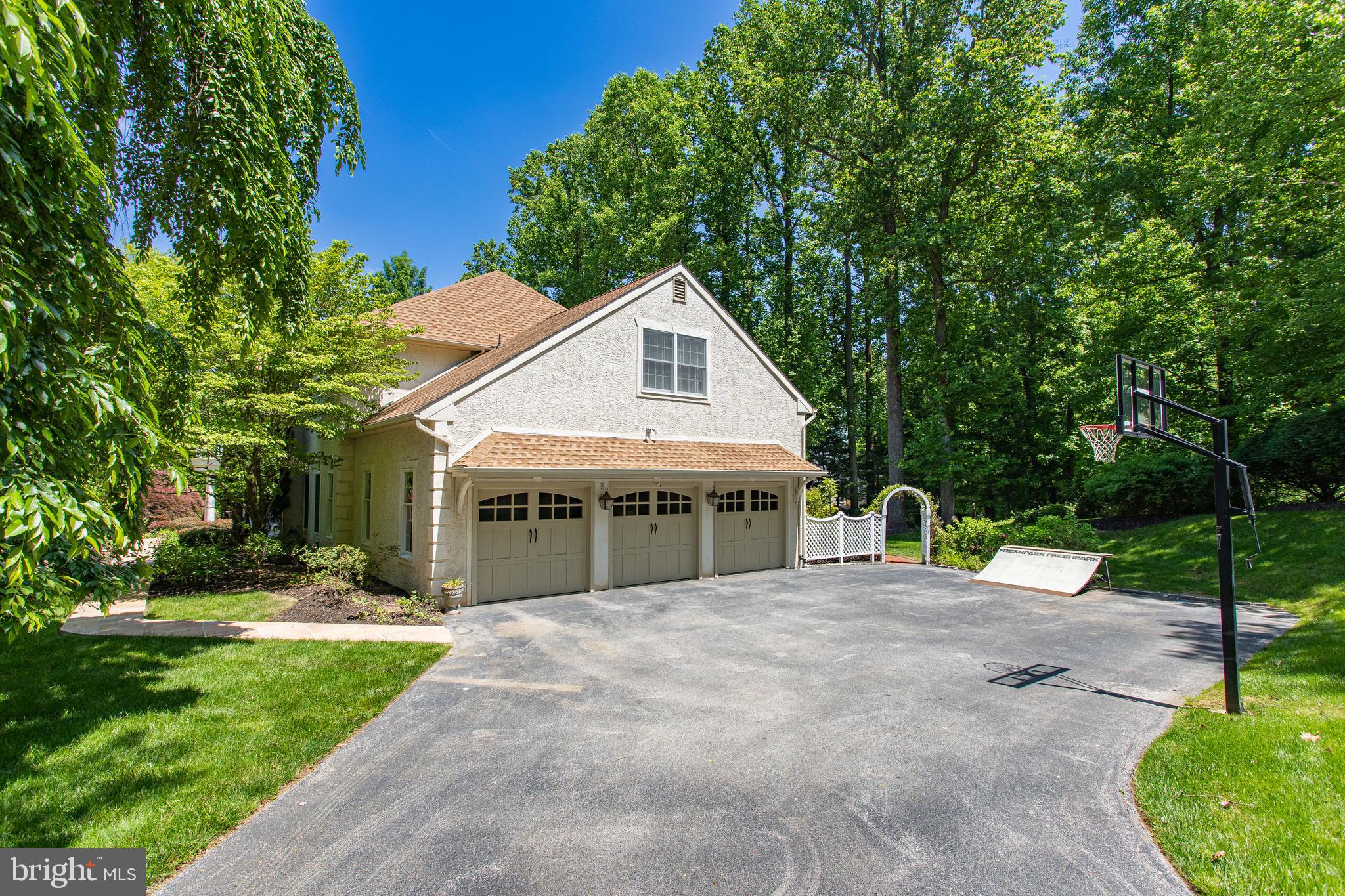 SPRINGTON CHASE - Residential