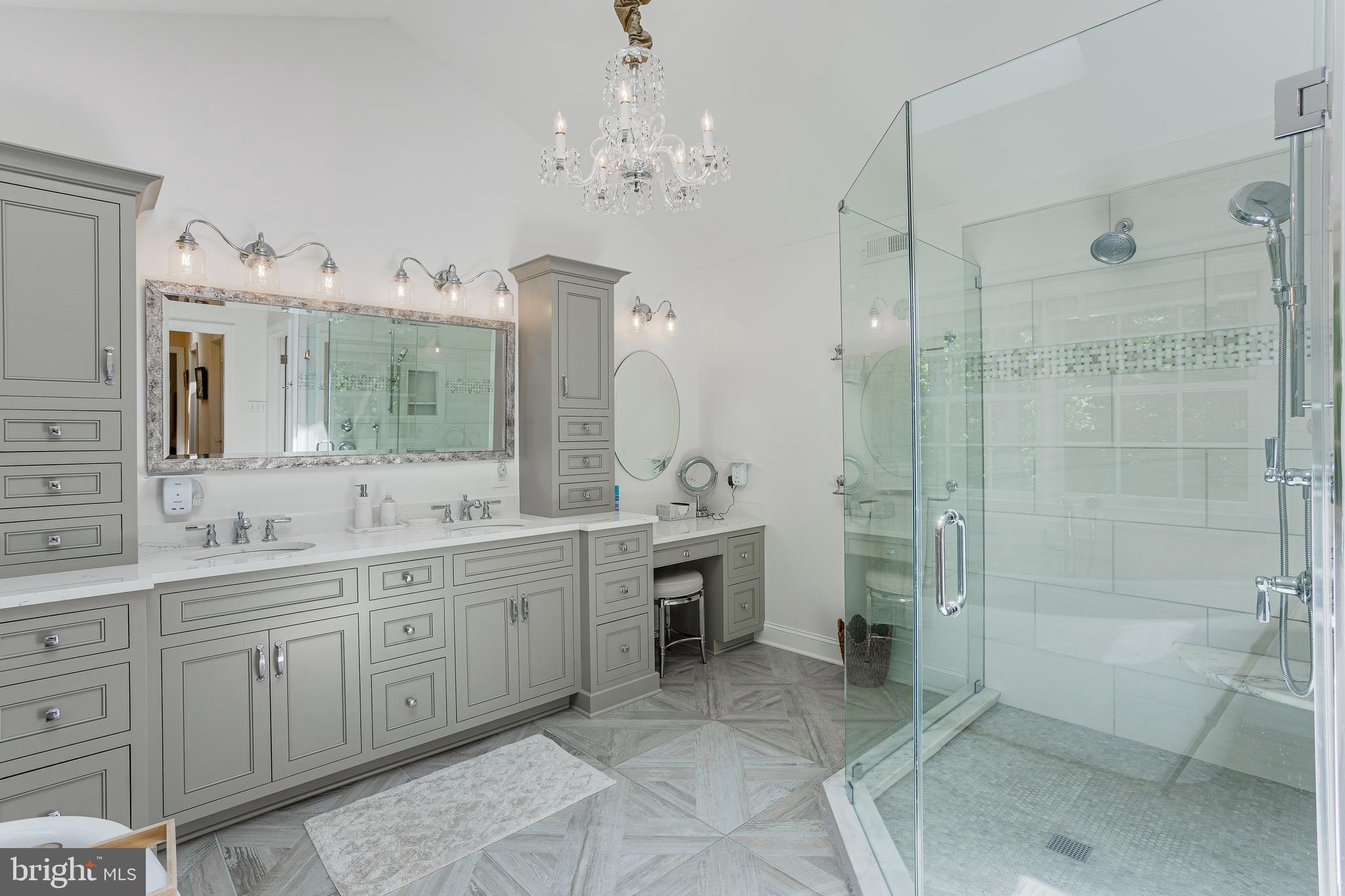 SPRINGTON CHASE - Residential