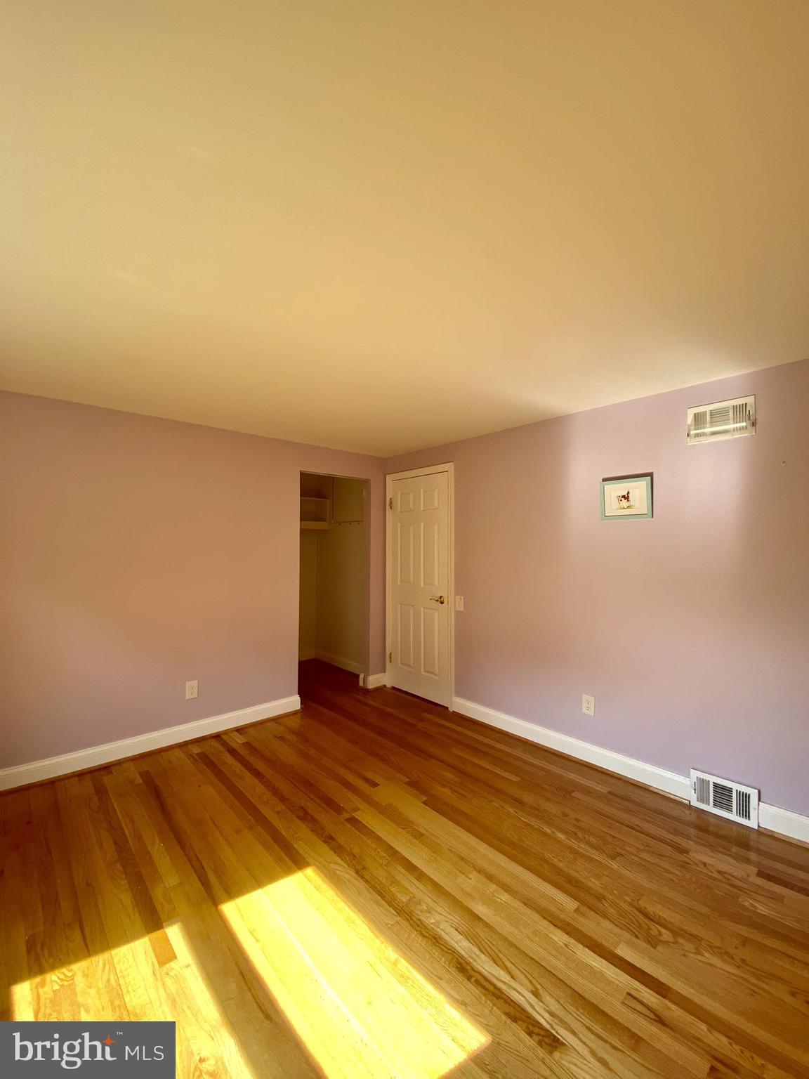 FOX HILLS - Residential Lease