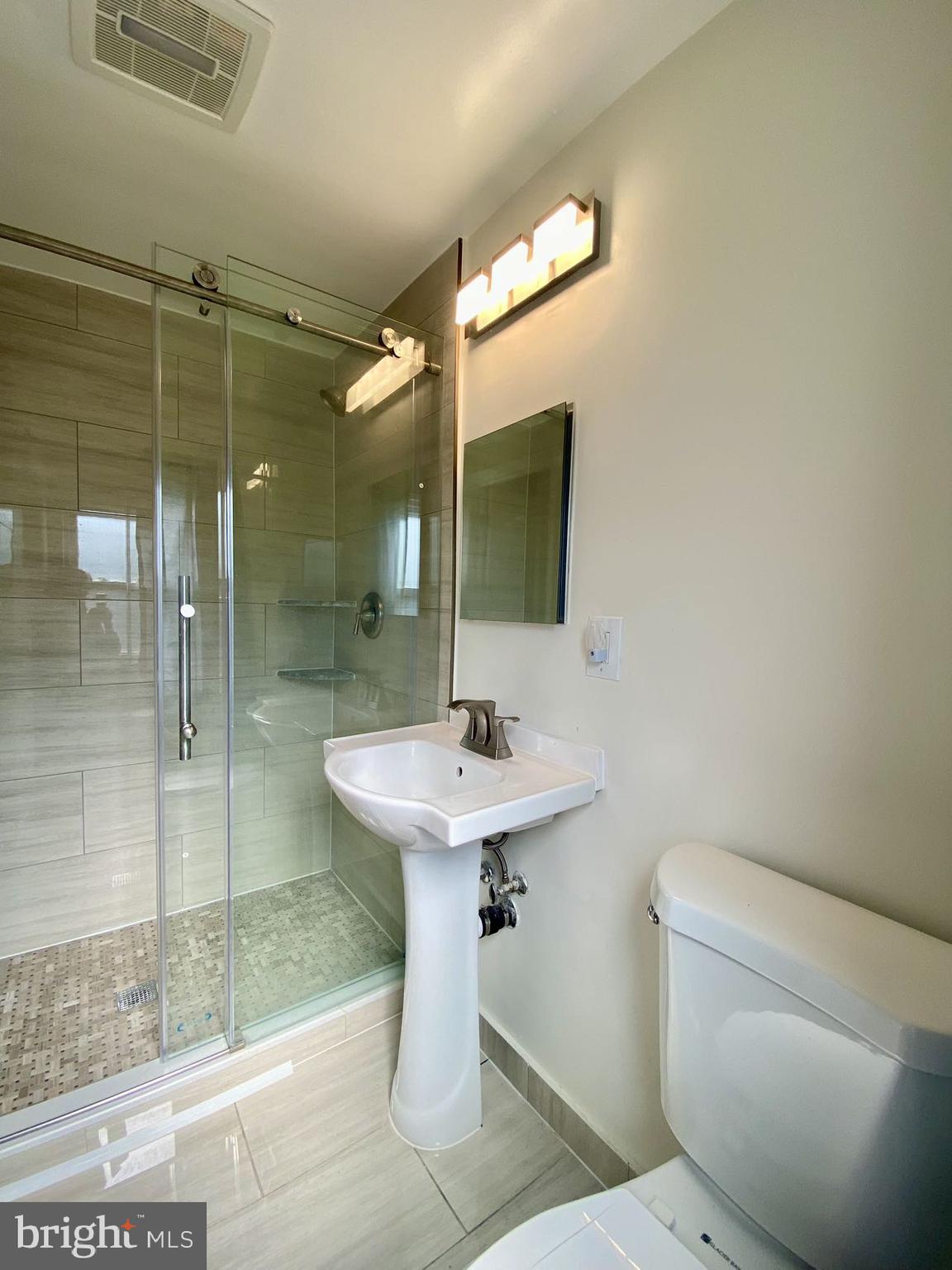 FOX HILLS - Residential Lease