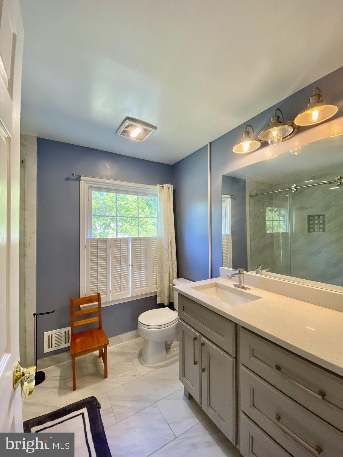 FOX HILLS - Residential Lease