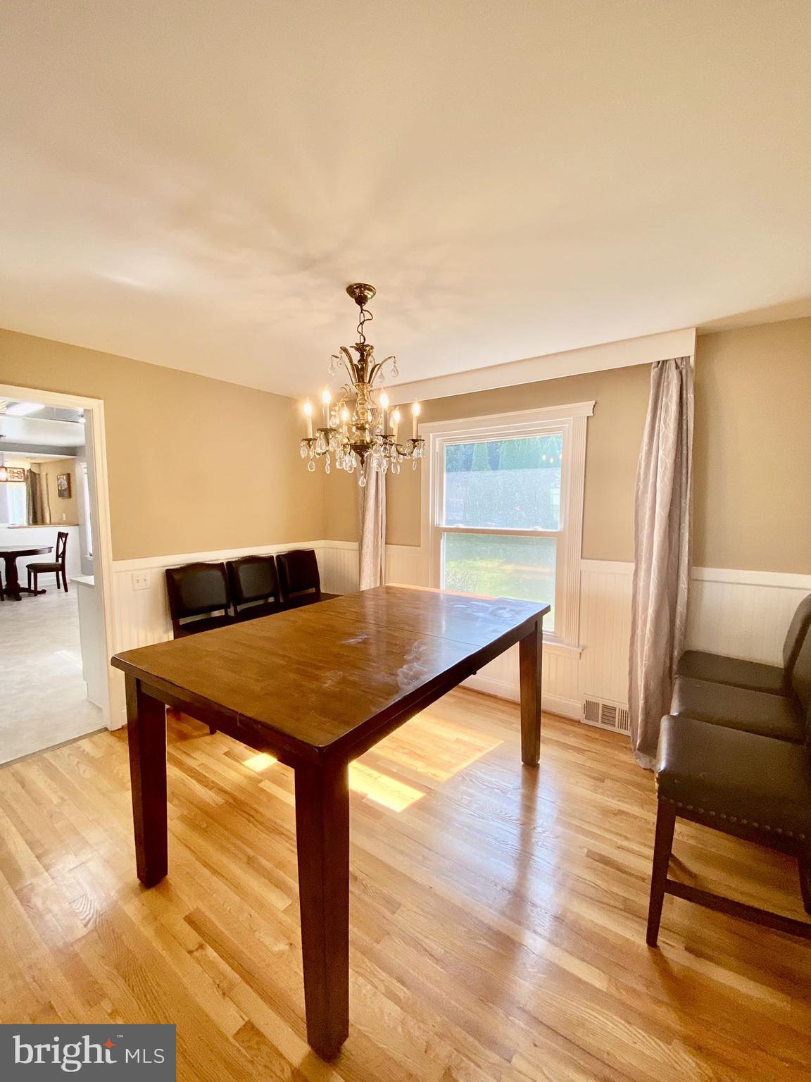 FOX HILLS - Residential Lease