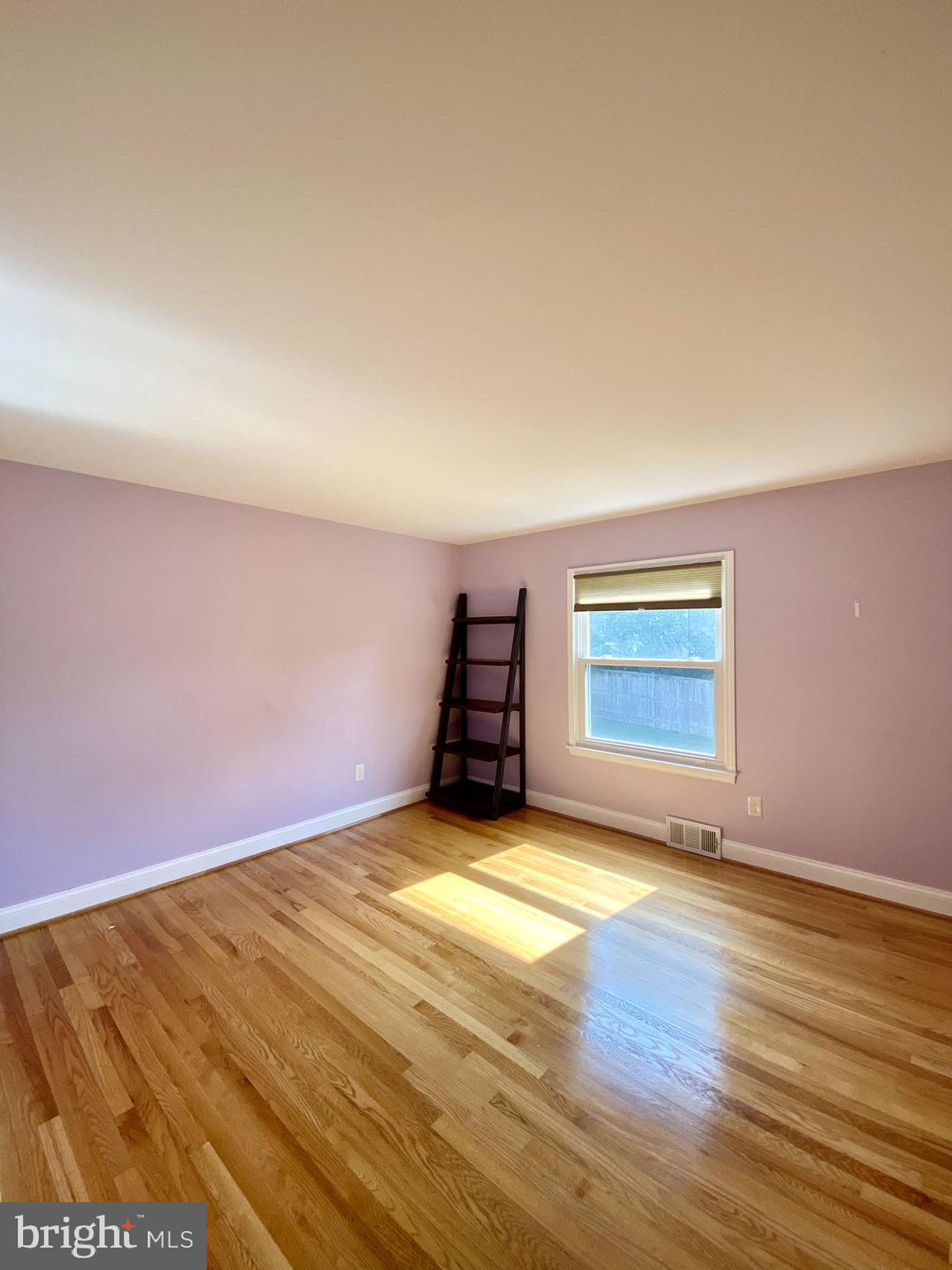 FOX HILLS - Residential Lease