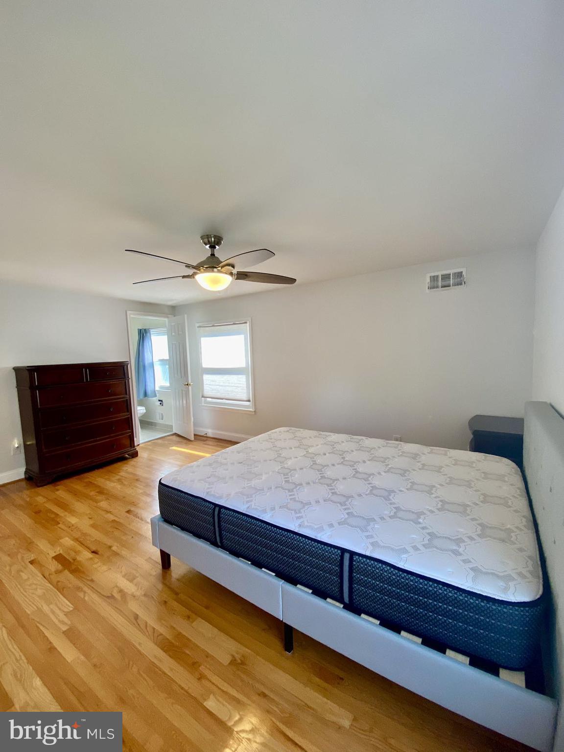 FOX HILLS - Residential Lease