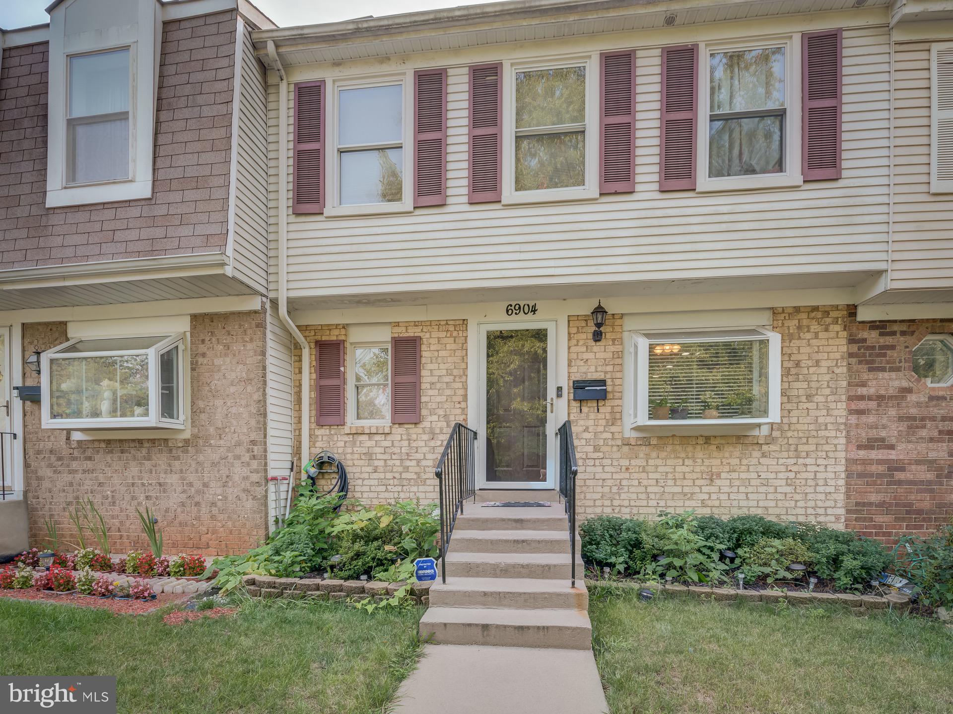 WOODSTREAM VILLAGE - Residential