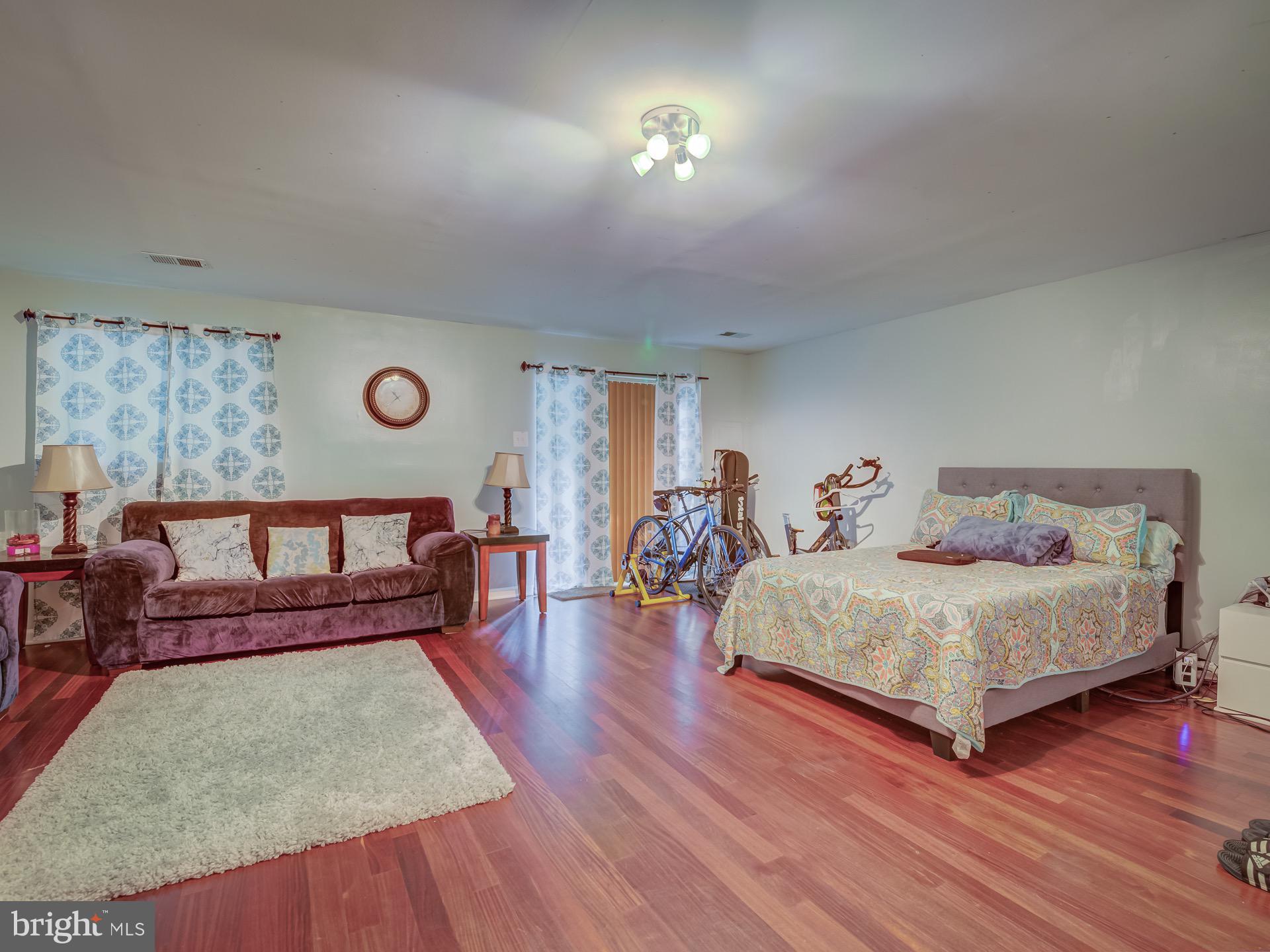 WOODSTREAM VILLAGE - Residential