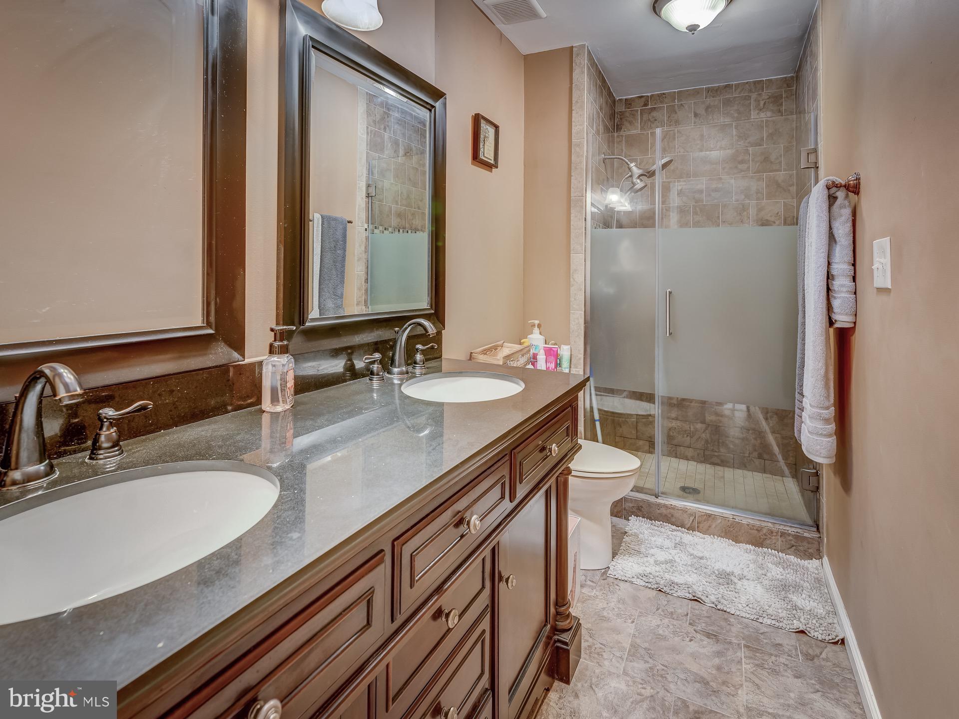 WOODSTREAM VILLAGE - Residential