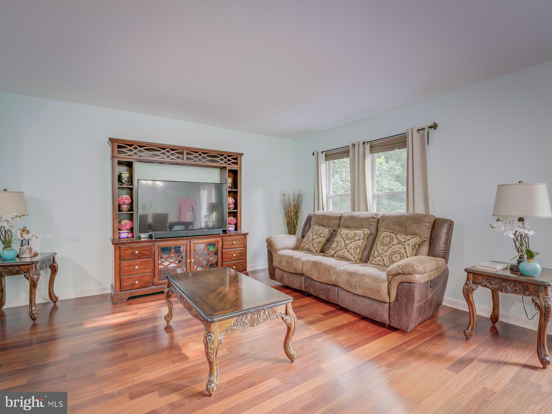 WOODSTREAM VILLAGE - Residential