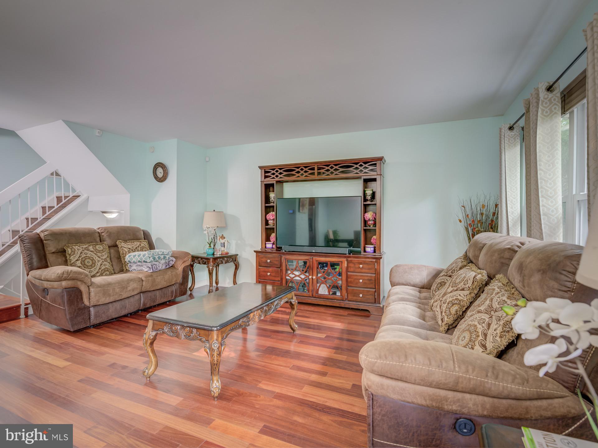 WOODSTREAM VILLAGE - Residential