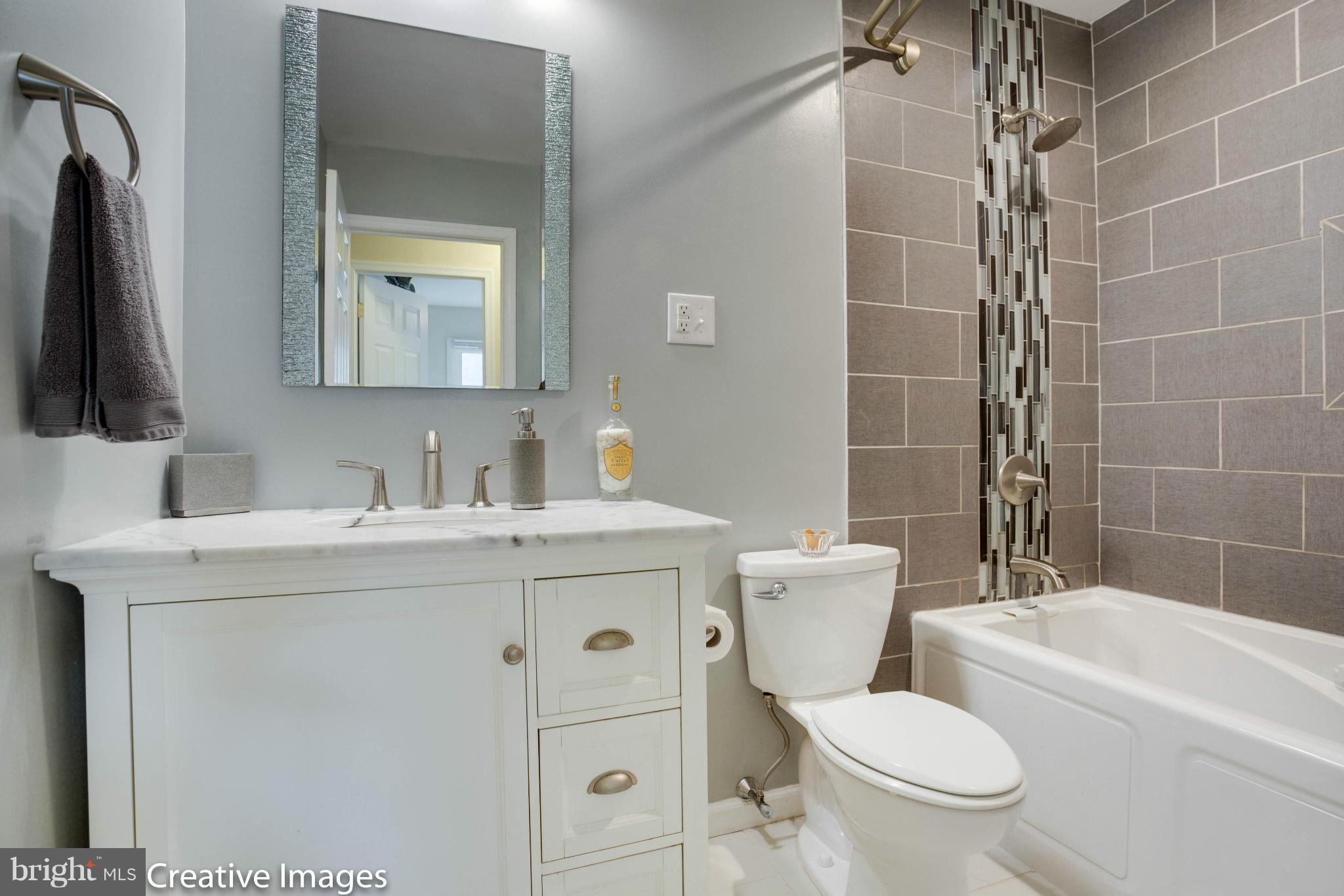 MEADOWBROOK AT BELAIR - Residential