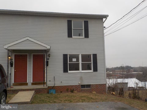 Townhouse For Rent - 395 Elder Street #395<br/> CHAMBERSBURG, PA 17201