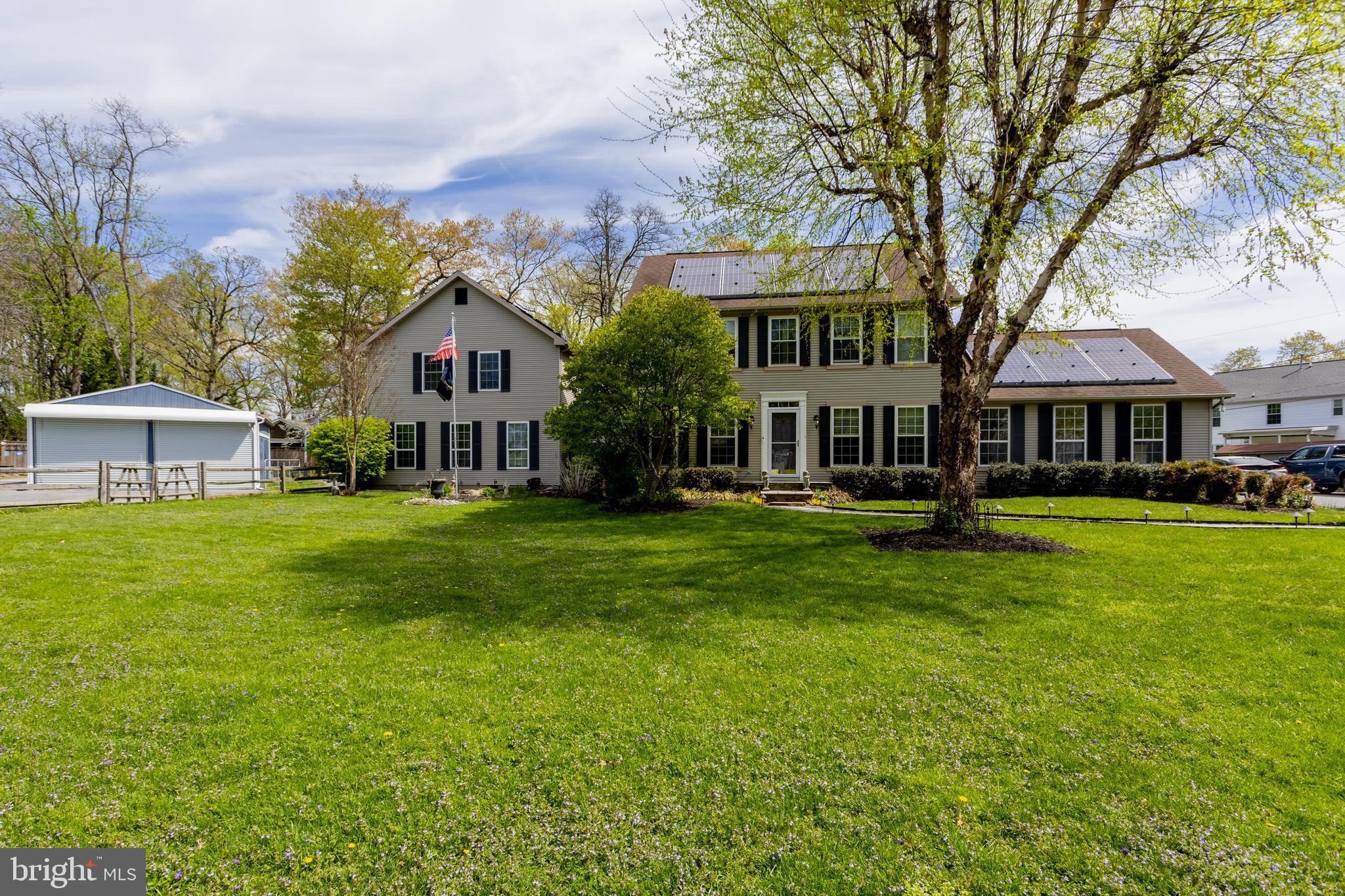 2203 ROCKWELL AVENUE