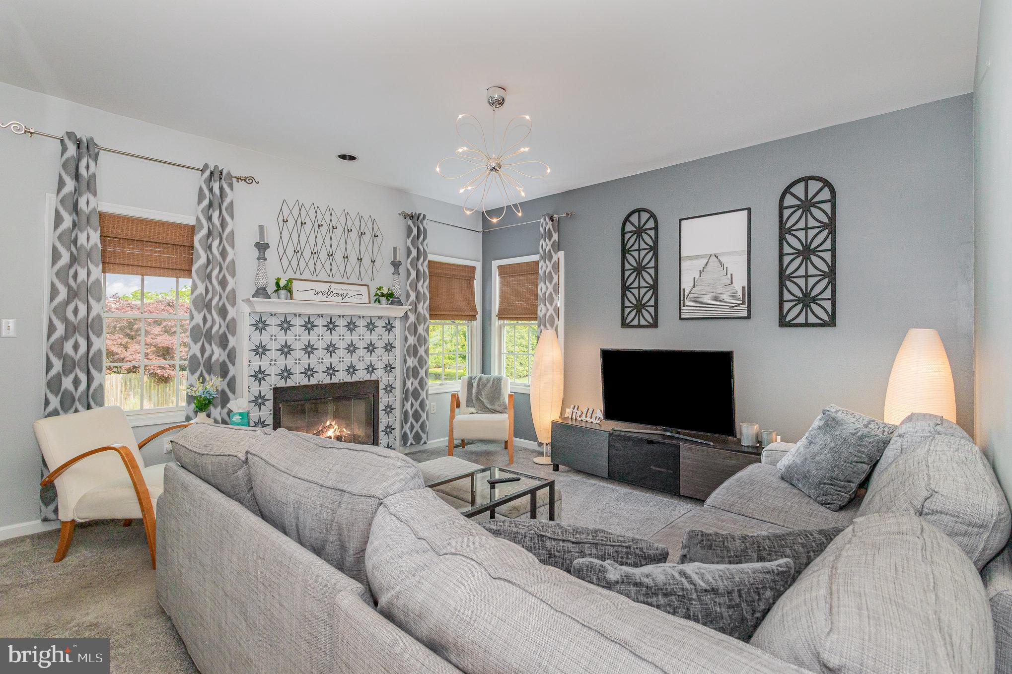 2043 COVEY COURT