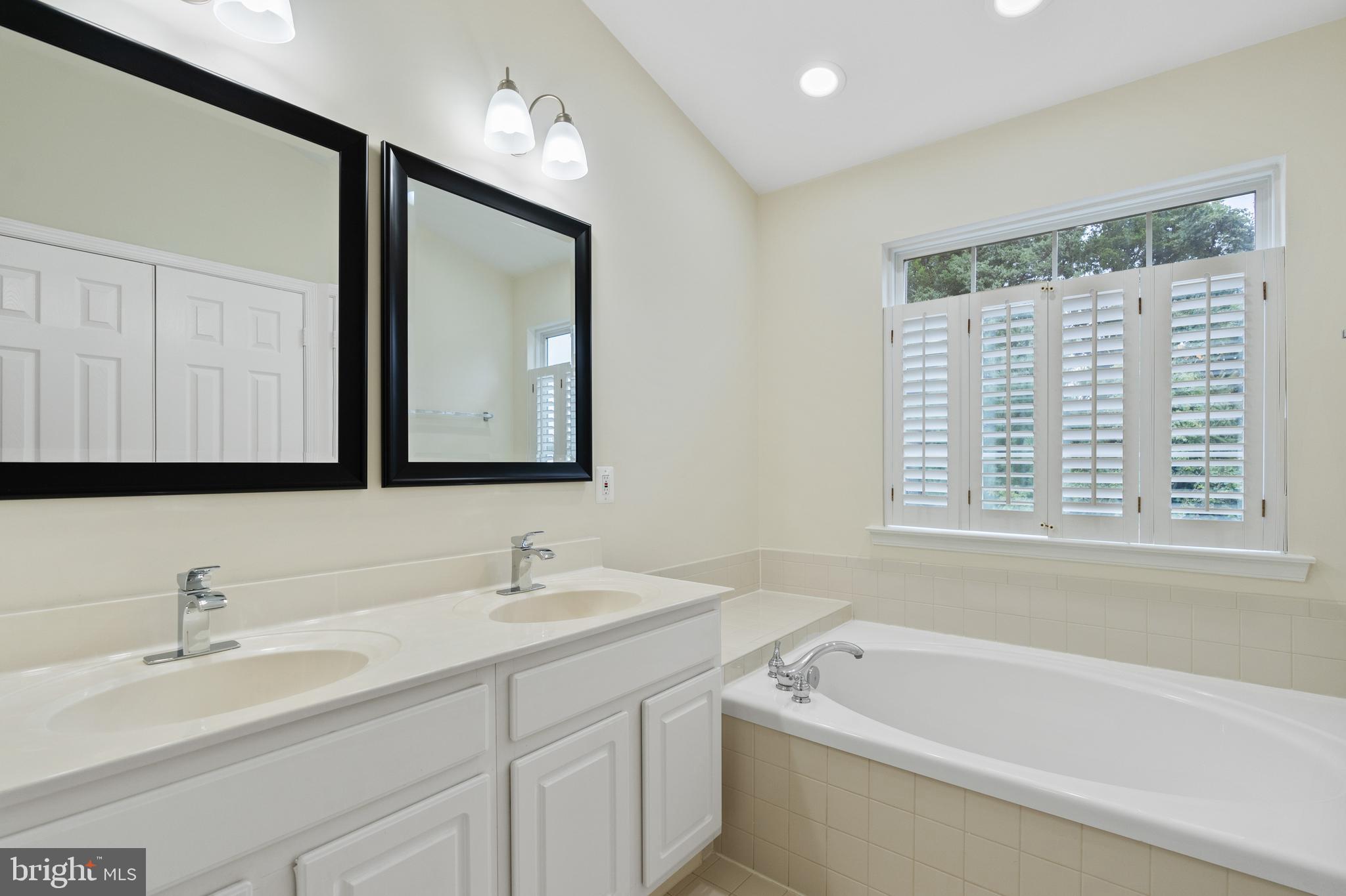 WELLS PROPERTY - Residential