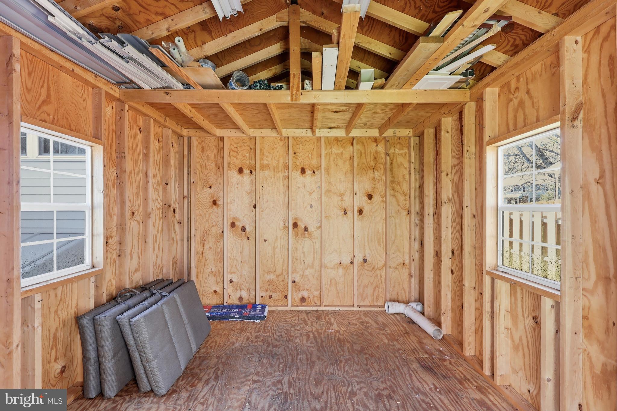 VALLEYWOOD - Residential