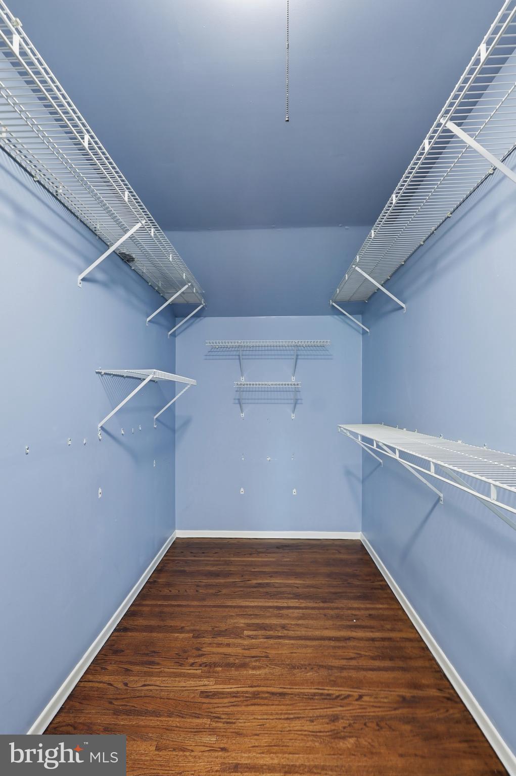 VALLEYWOOD - Residential