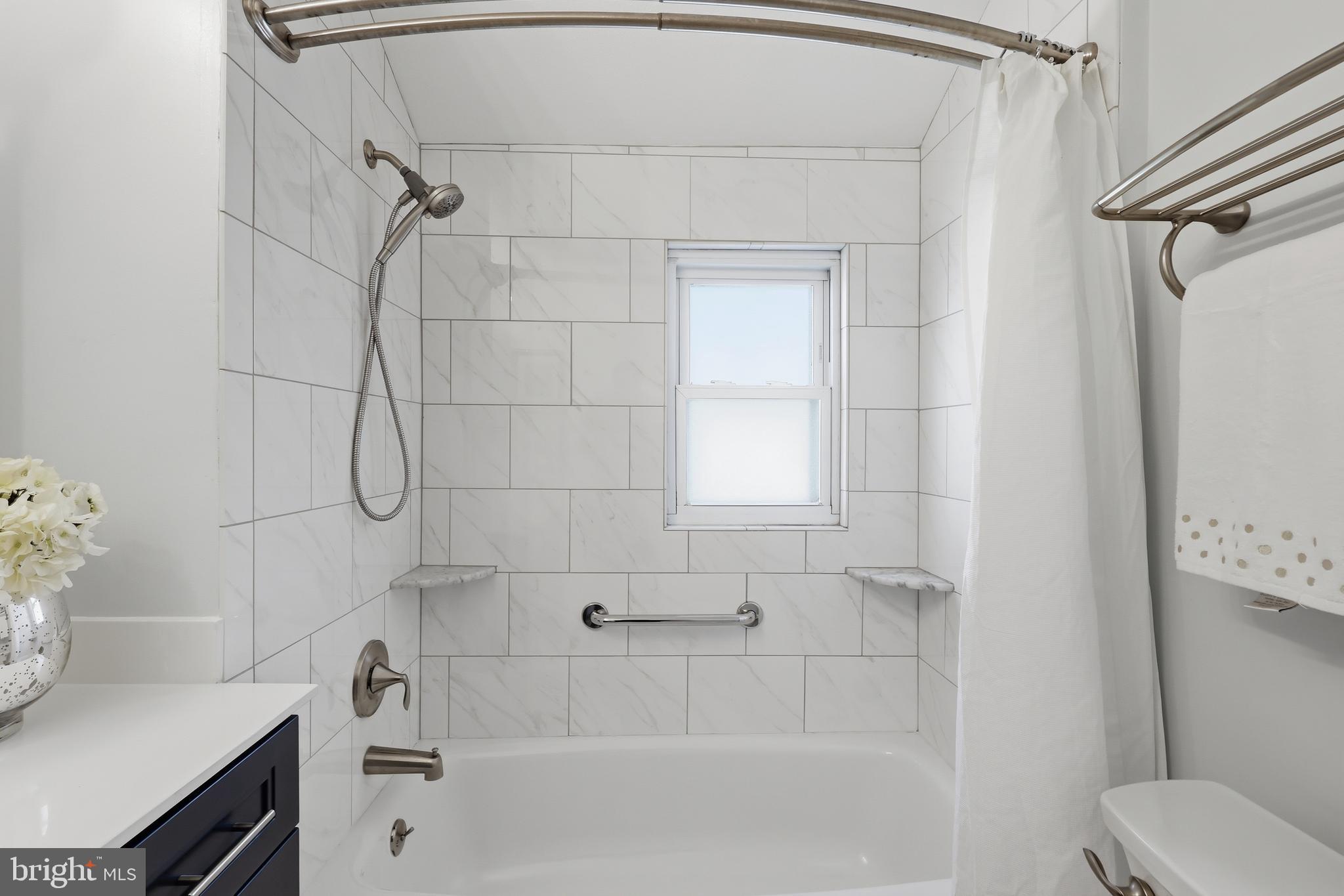 VALLEYWOOD - Residential