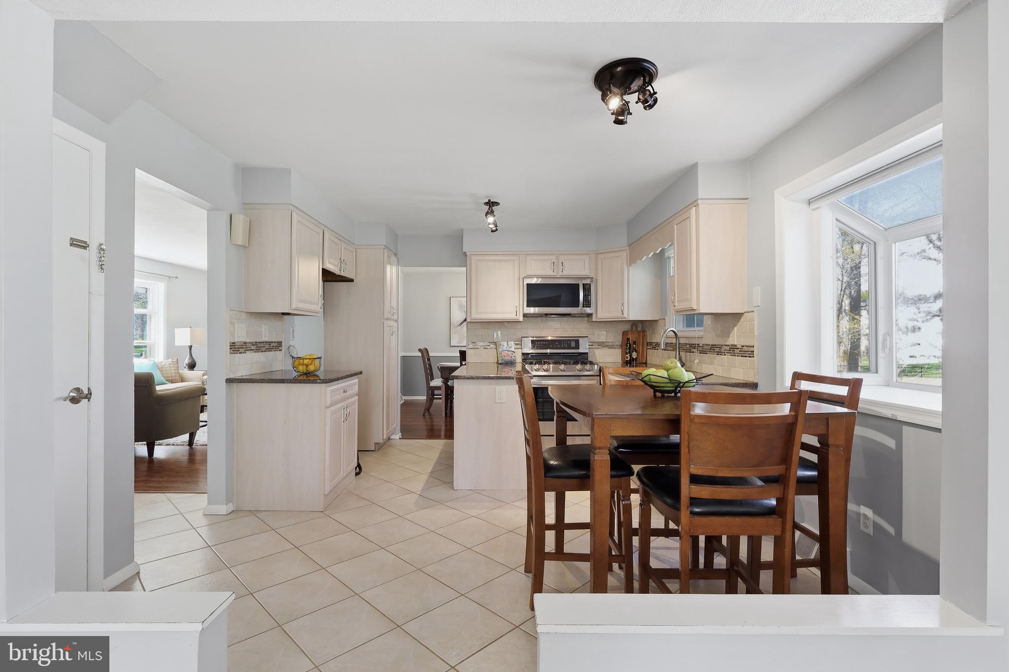 VALLEYWOOD - Residential