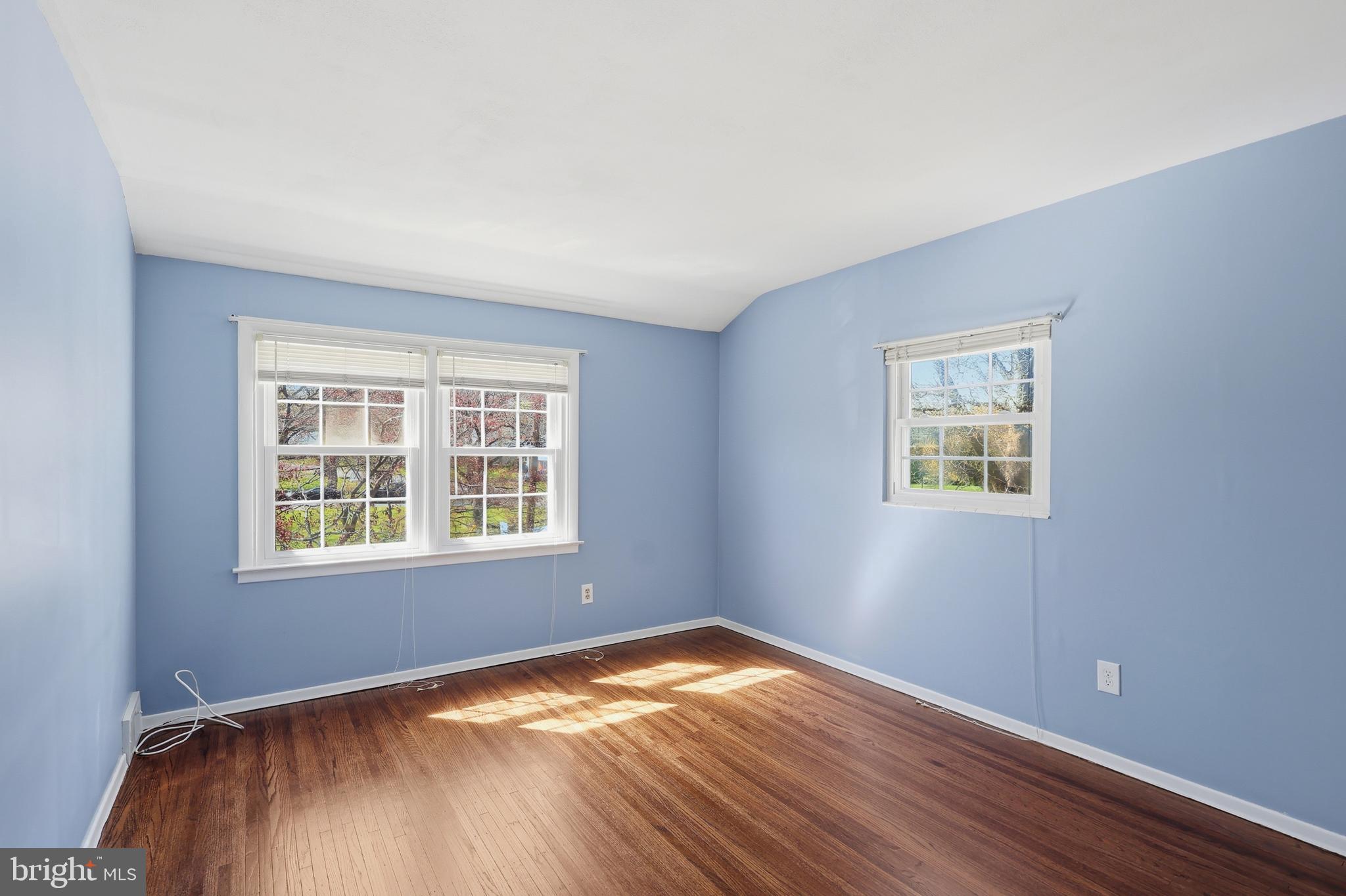 VALLEYWOOD - Residential