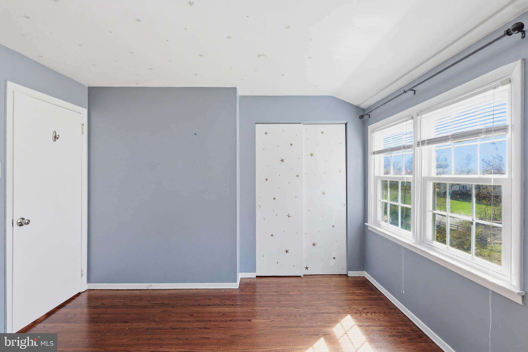 VALLEYWOOD - Residential