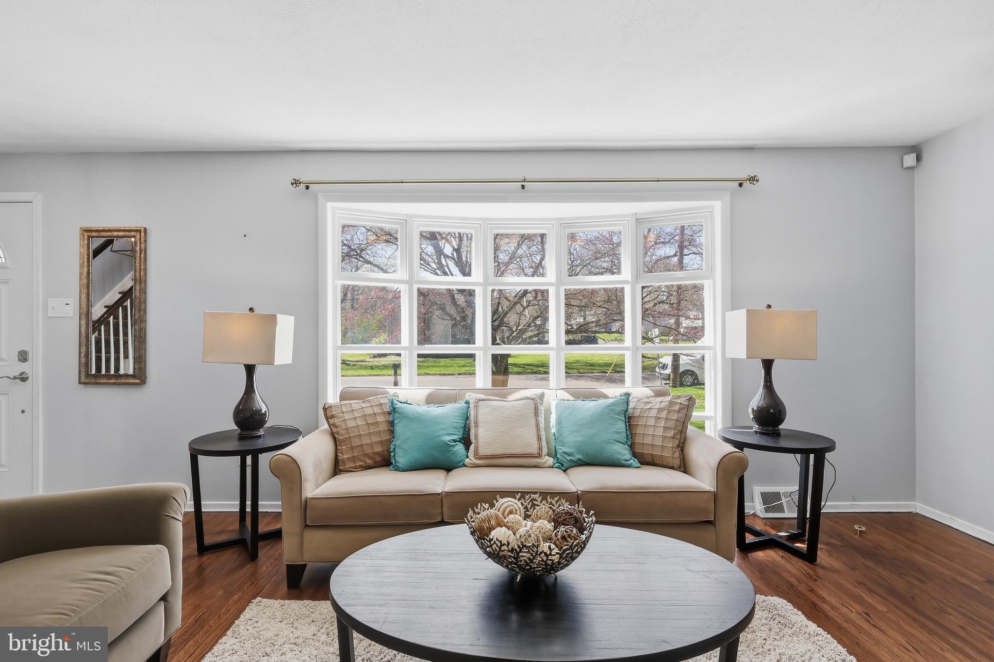 VALLEYWOOD - Residential