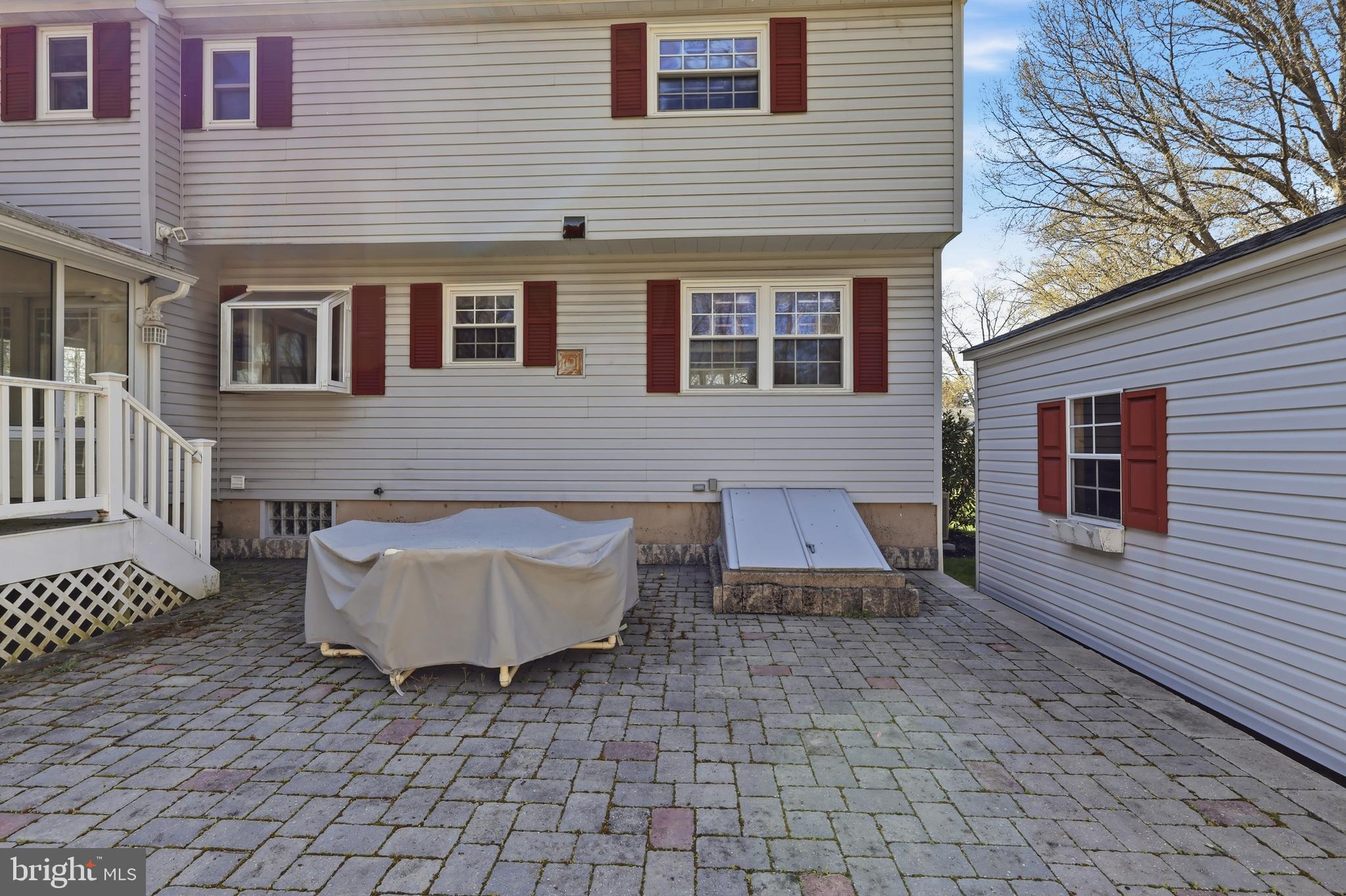 VALLEYWOOD - Residential