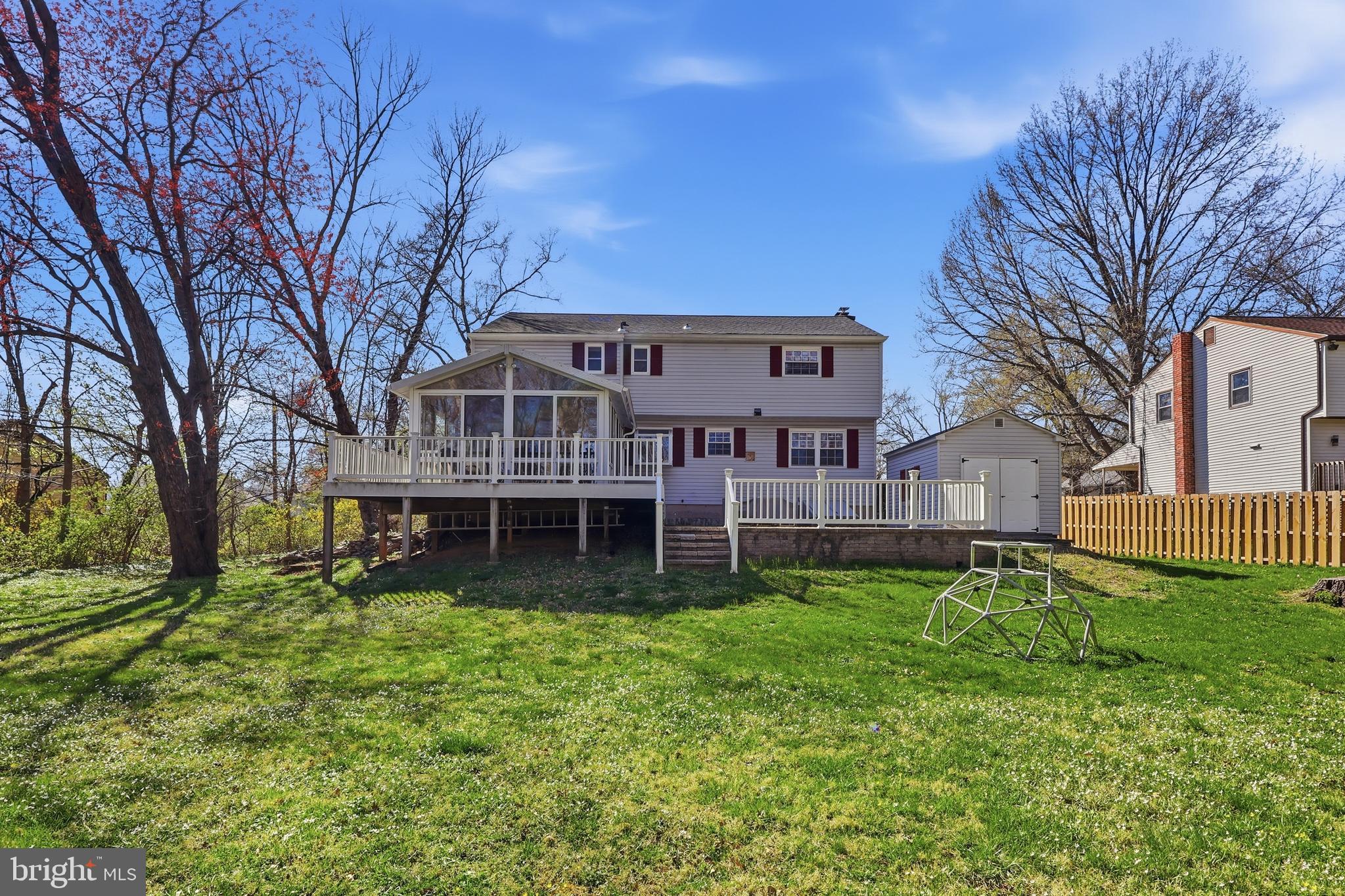 VALLEYWOOD - Residential