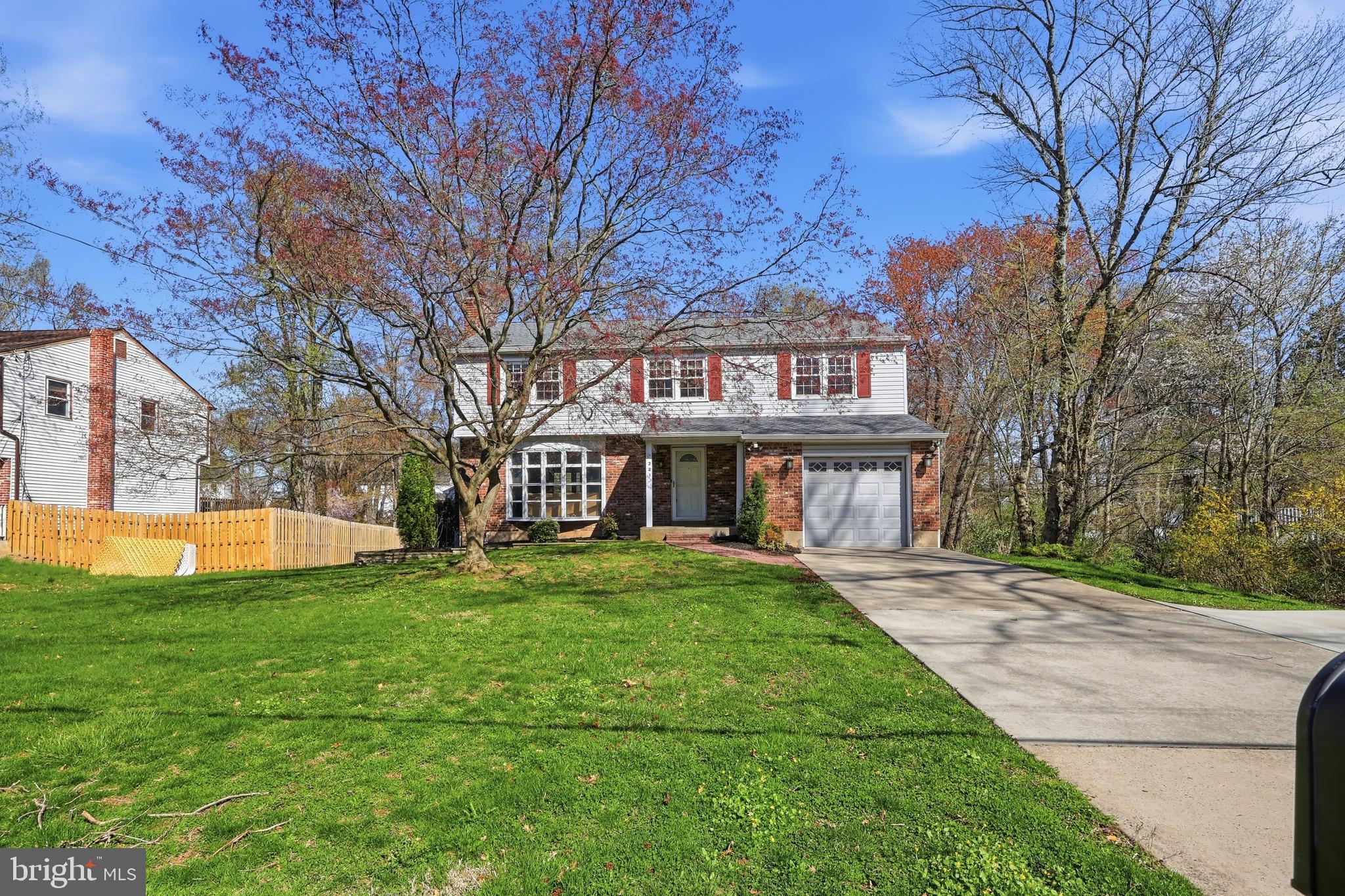 VALLEYWOOD - Residential