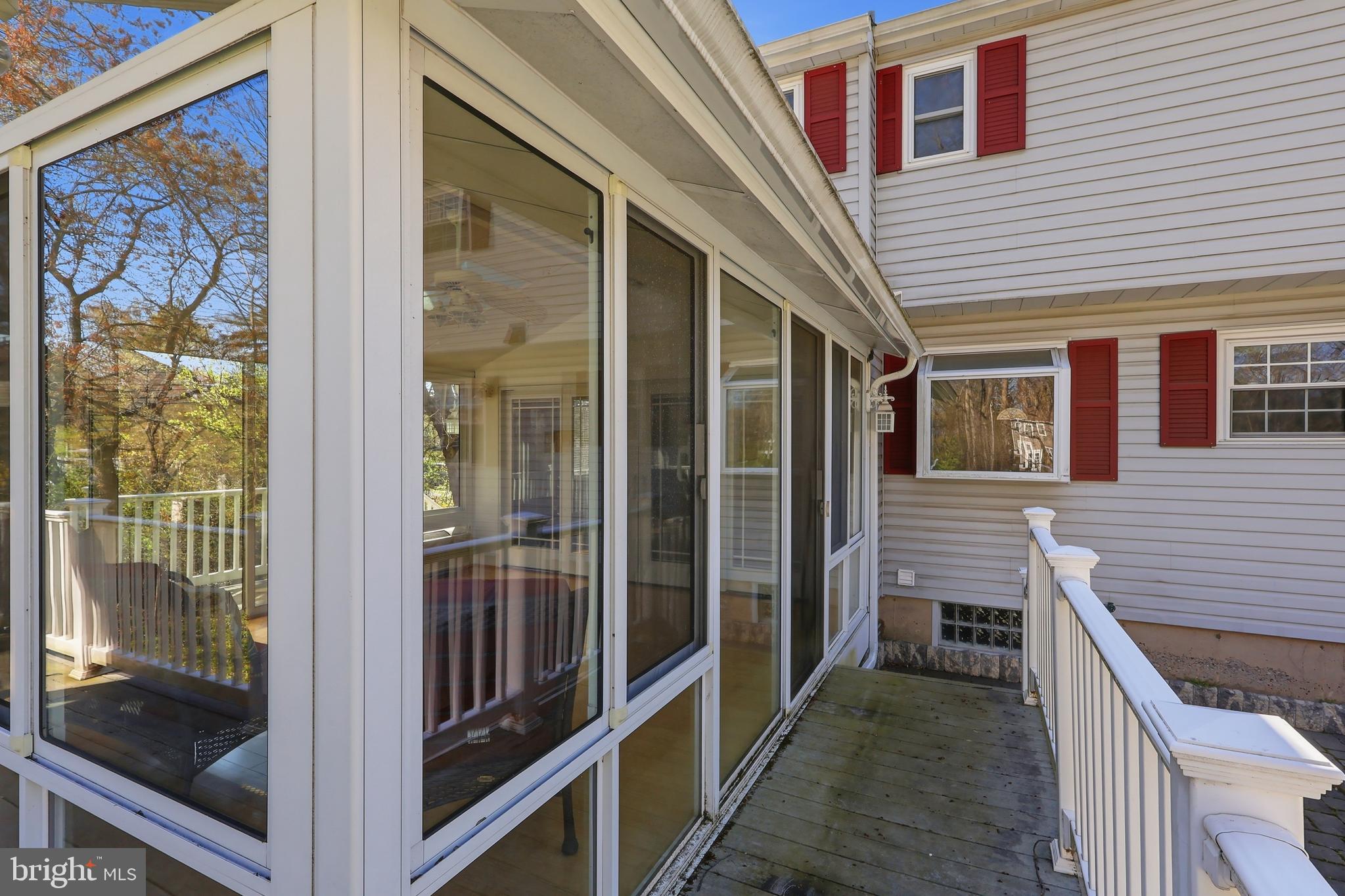 VALLEYWOOD - Residential