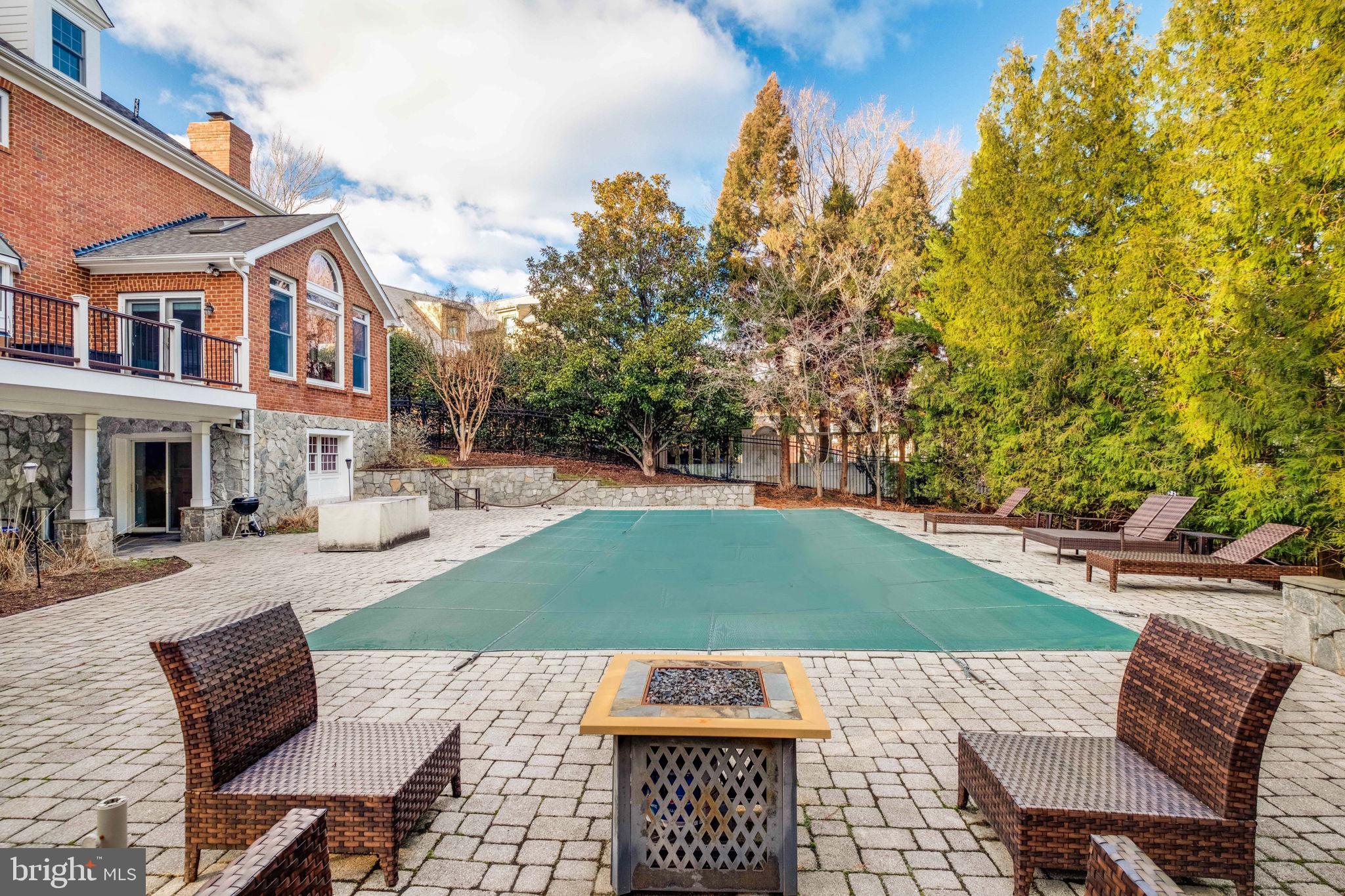 MALVERN HILL - Residential