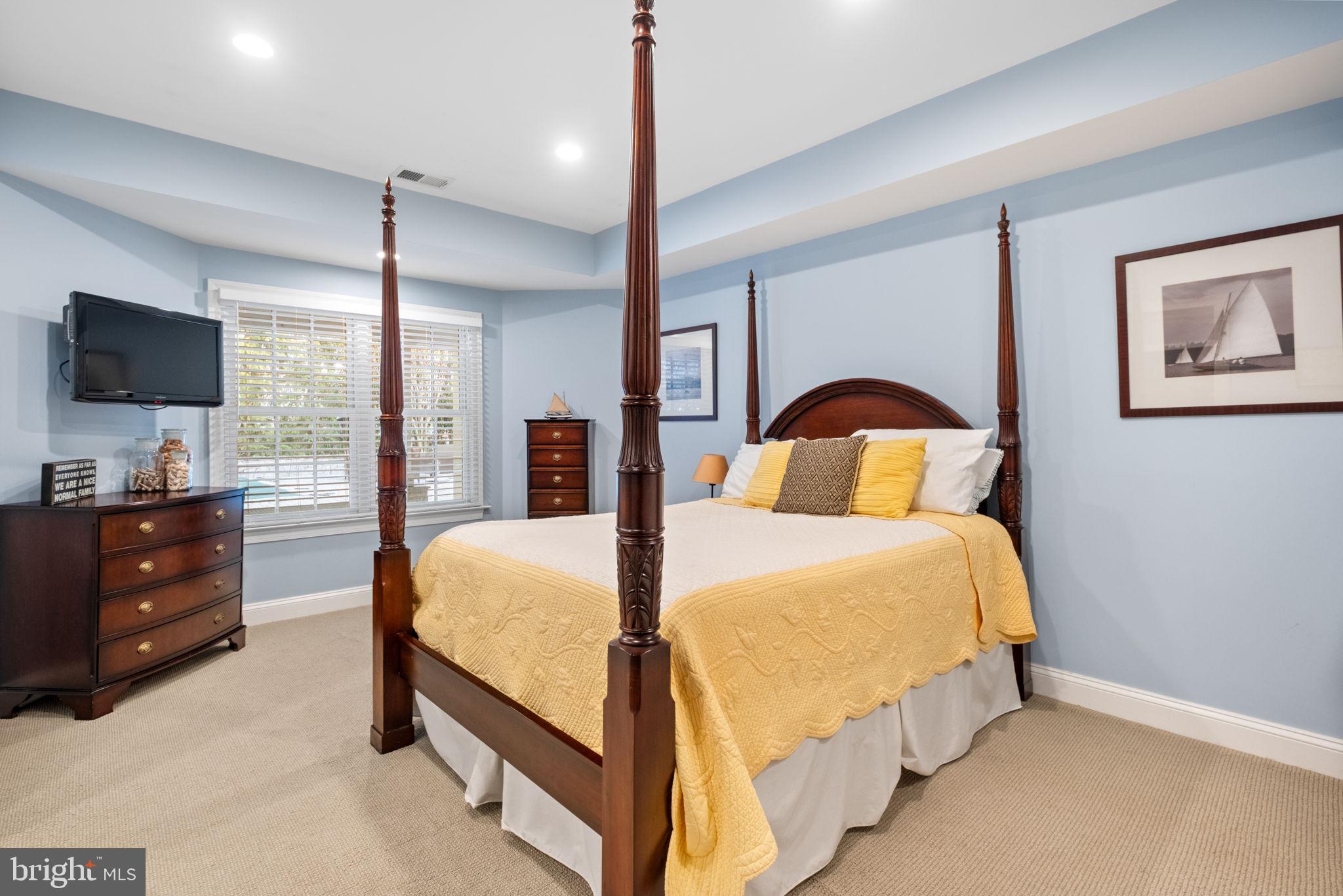 MALVERN HILL - Residential