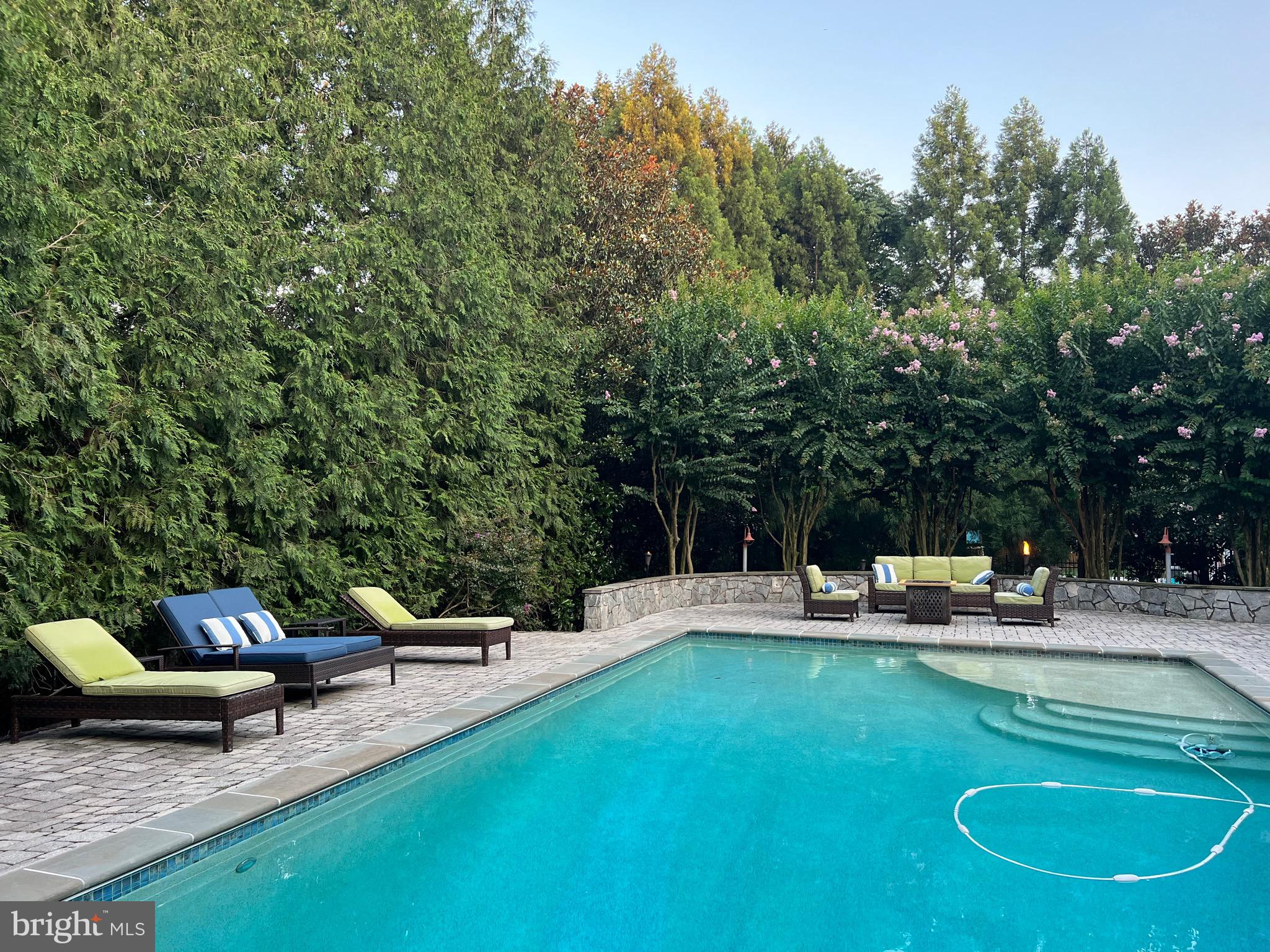 MALVERN HILL - Residential