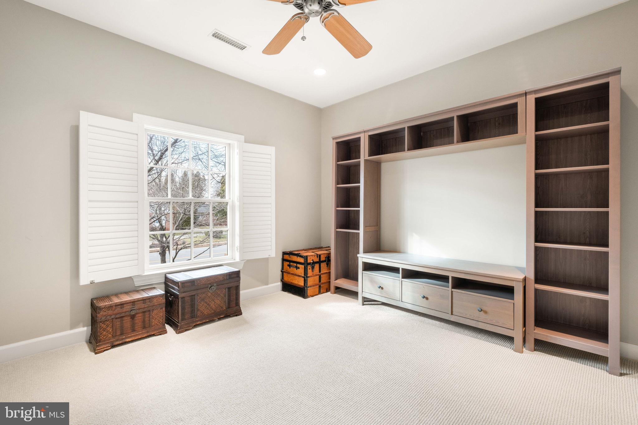 MALVERN HILL - Residential