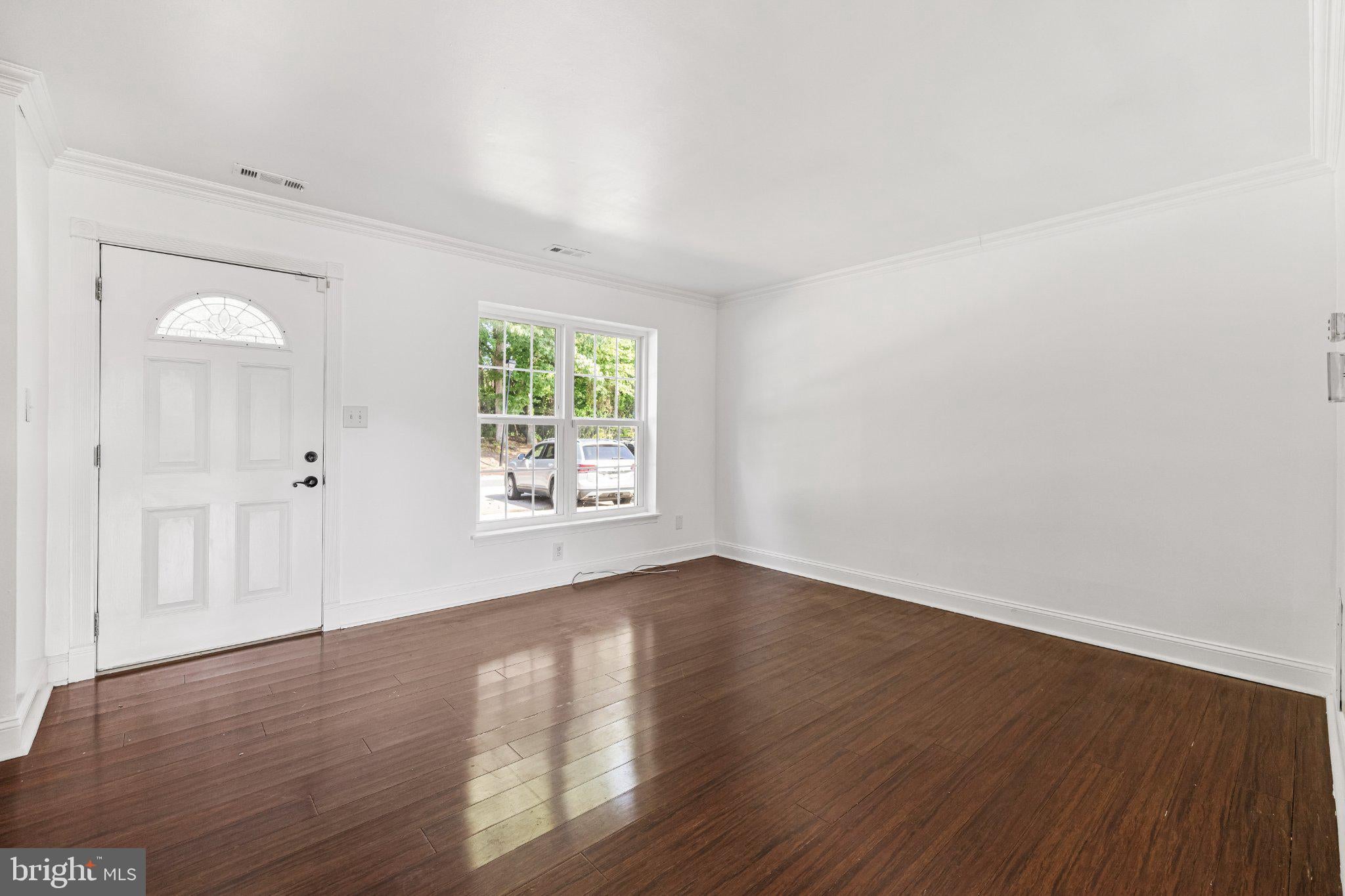 115 MARINE OAKS