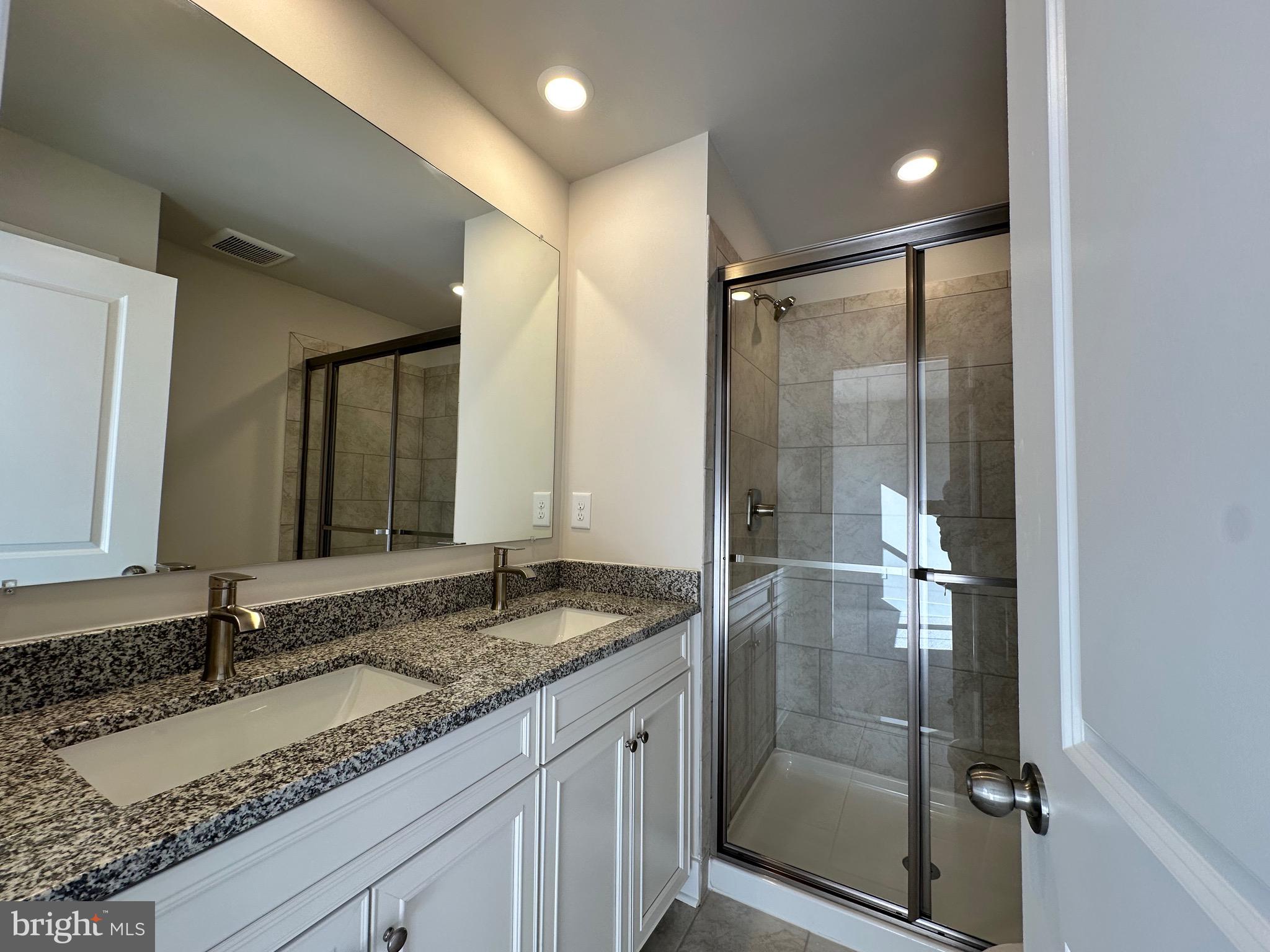 ST CHARLES HORIZON - Residential