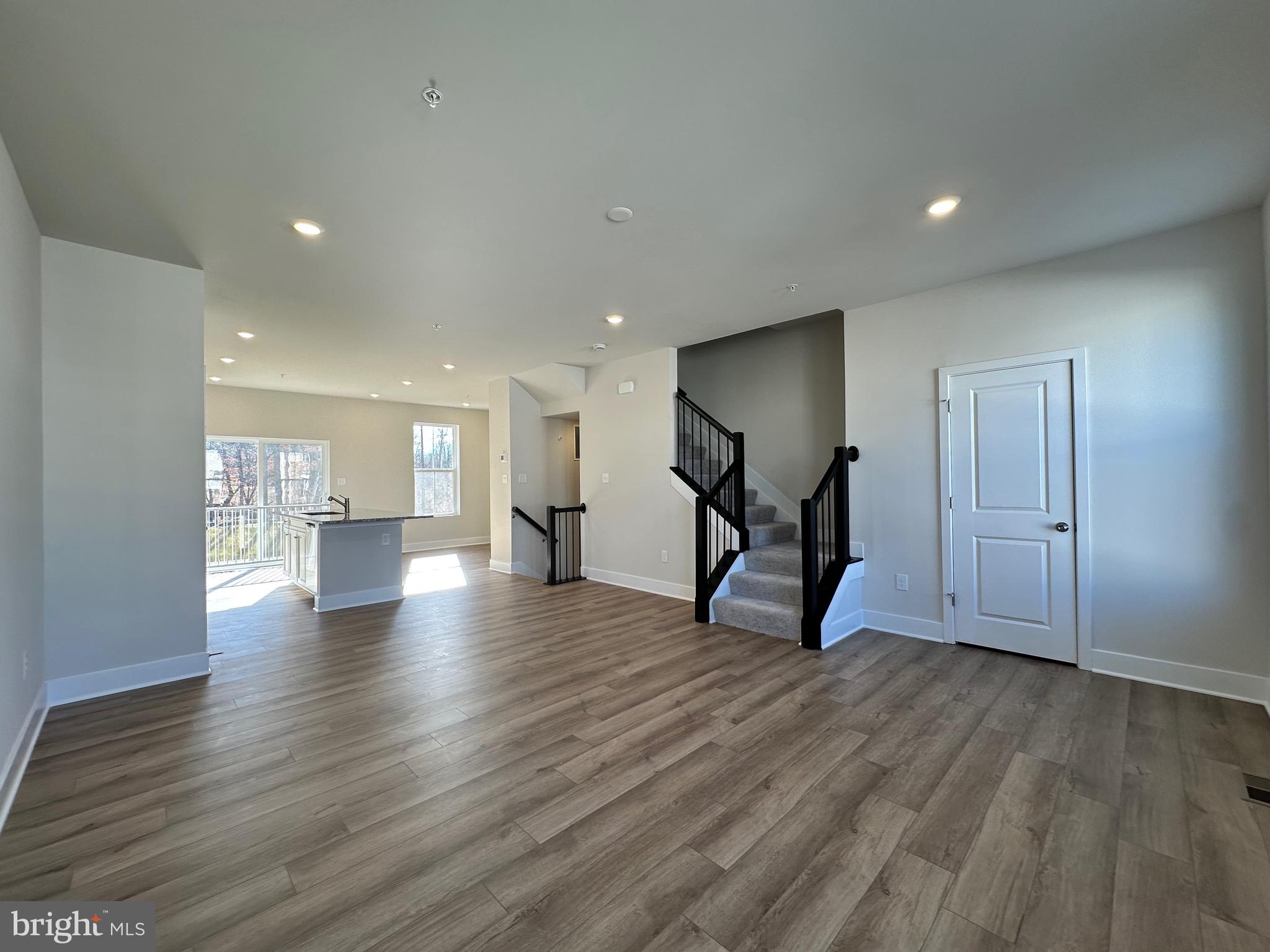 ST CHARLES HORIZON - Residential